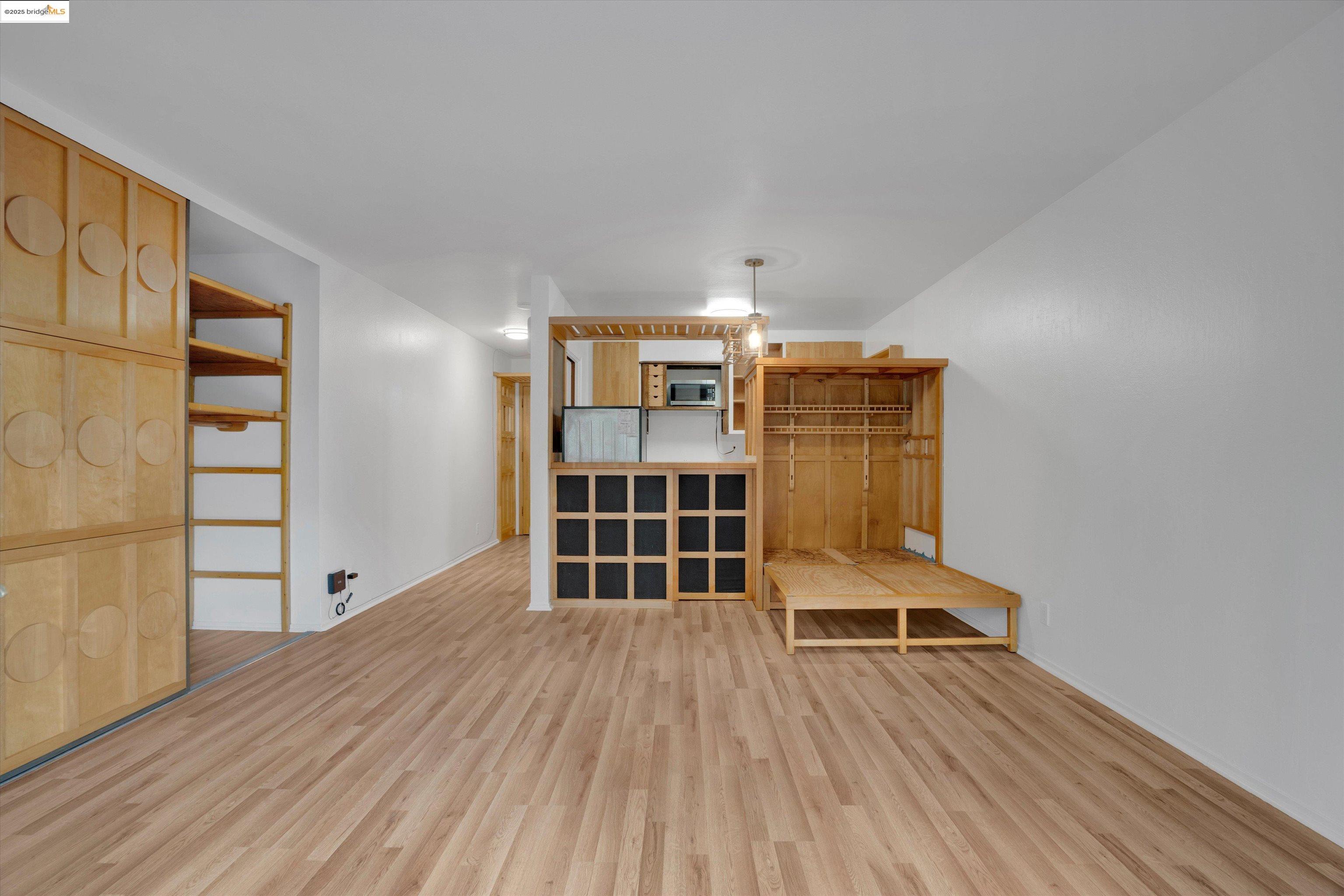 Photo #2: 41102912 Listing 