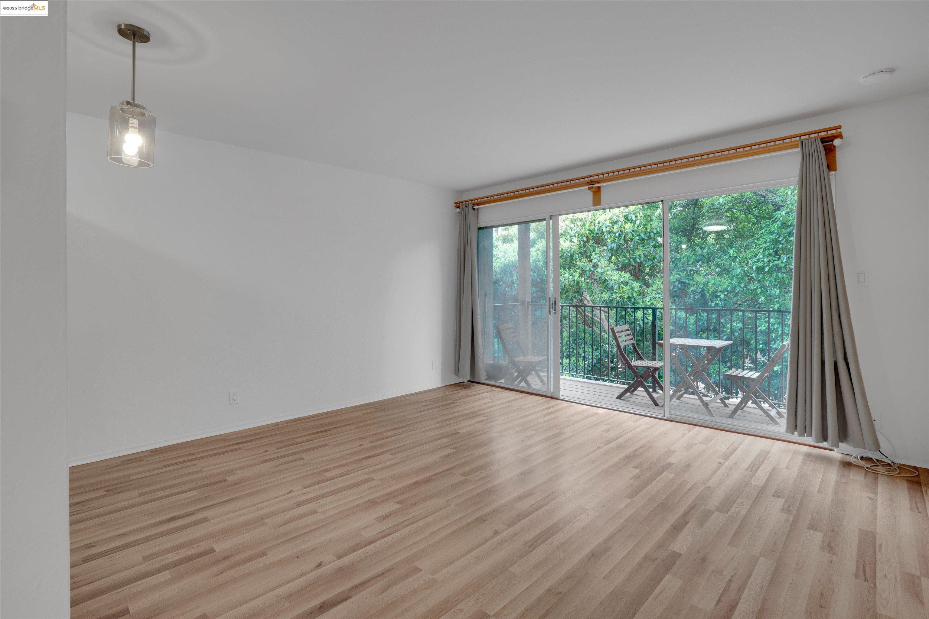 Photo #6: 41102912 Listing 