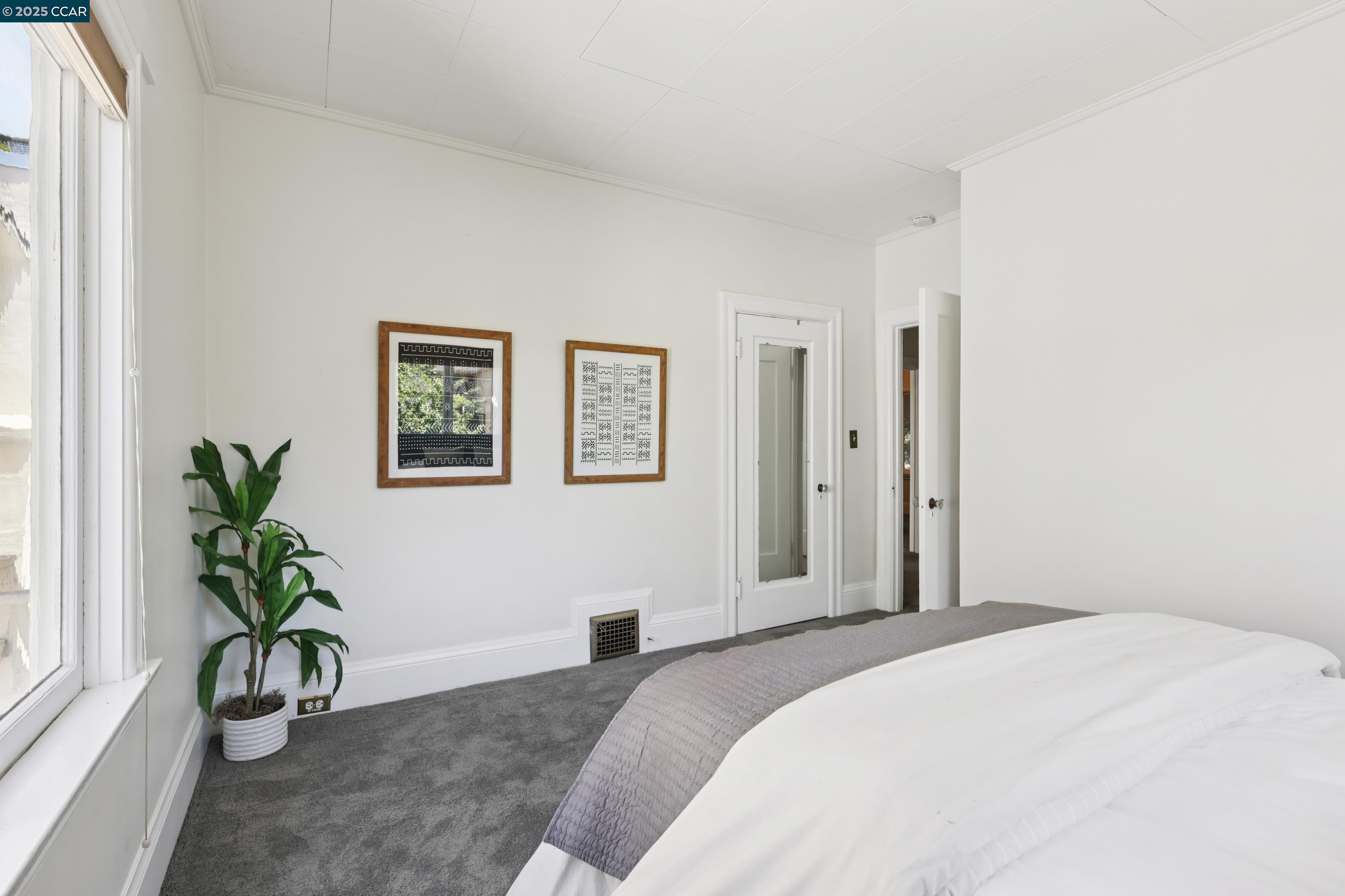 Detail Gallery Image 16 of 30 For 661 Brookwood Pl, Oakland,  CA 94610 - 3 Beds | 2 Baths