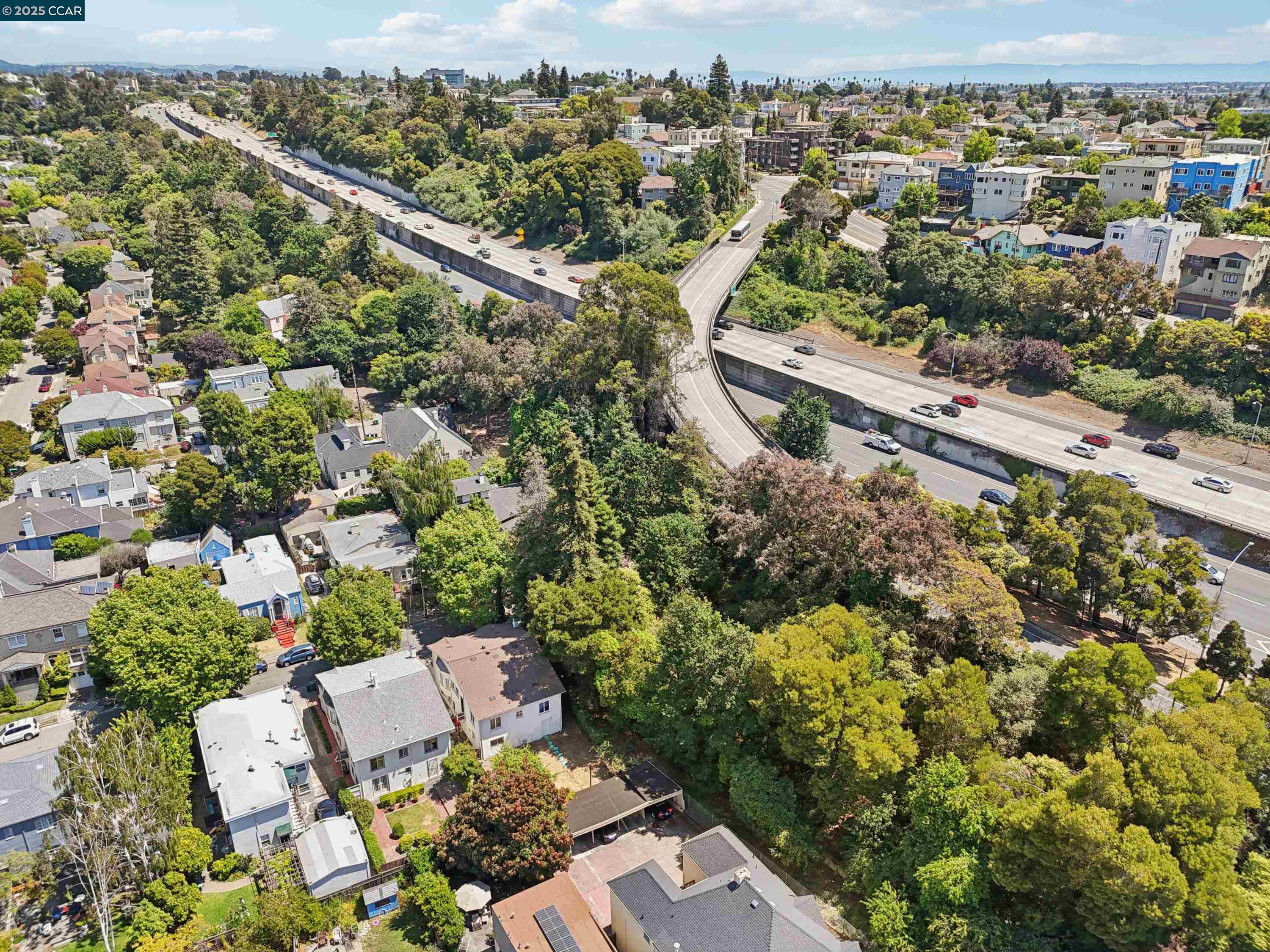 Detail Gallery Image 27 of 30 For 661 Brookwood Pl, Oakland,  CA 94610 - 3 Beds | 2 Baths