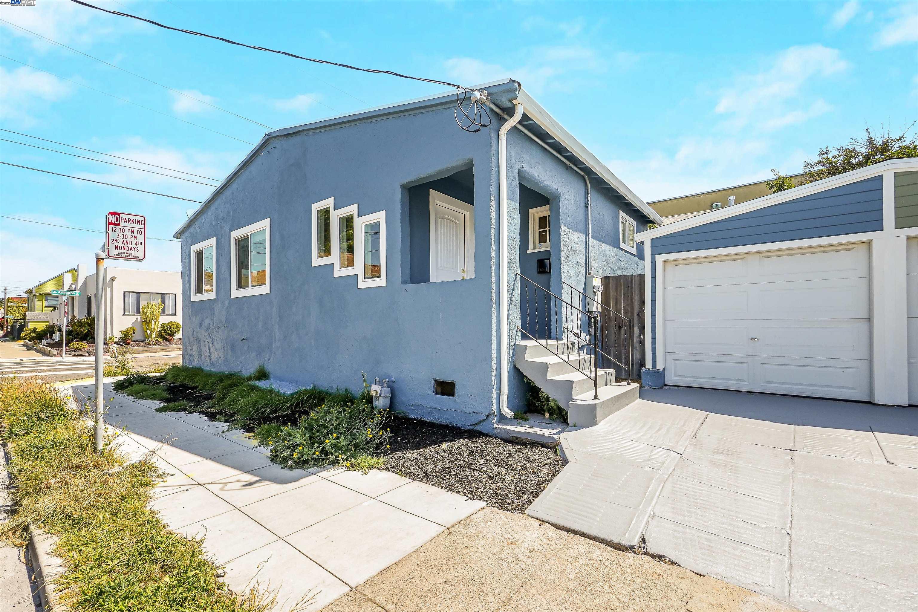Detail Gallery Image 22 of 36 For 5726 Los Angeles St, Emeryville,  CA 94608 - 2 Beds | 1 Baths