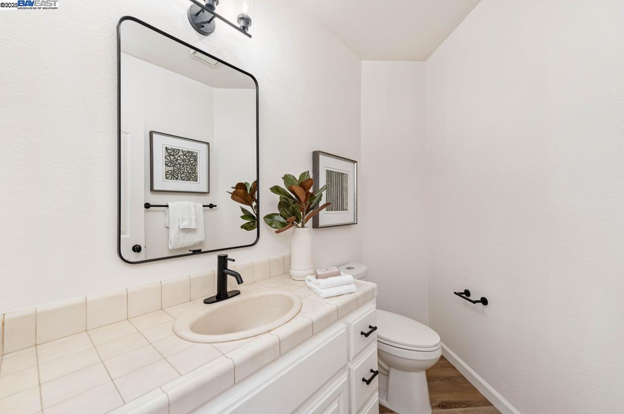 Detail Gallery Image 26 of 53 For 942 Finovino Ct, Pleasanton,  CA 94566 - 4 Beds | 2/1 Baths