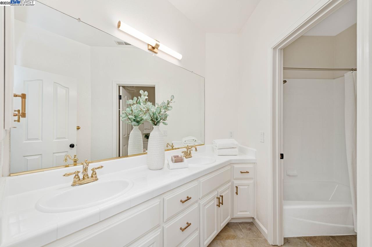 Detail Gallery Image 37 of 53 For 942 Finovino Ct, Pleasanton,  CA 94566 - 4 Beds | 2/1 Baths
