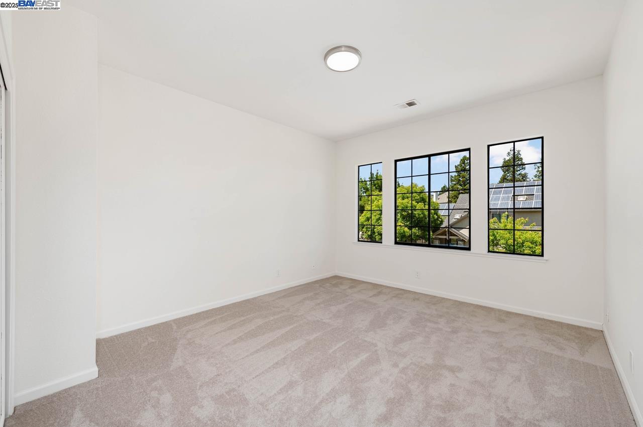 Detail Gallery Image 38 of 53 For 942 Finovino Ct, Pleasanton,  CA 94566 - 4 Beds | 2/1 Baths