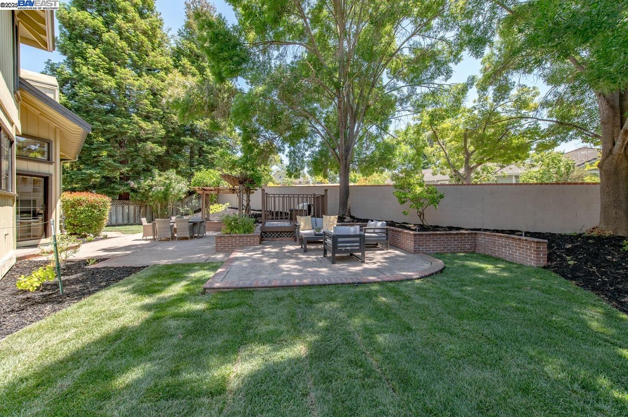 Detail Gallery Image 41 of 53 For 942 Finovino Ct, Pleasanton,  CA 94566 - 4 Beds | 2/1 Baths