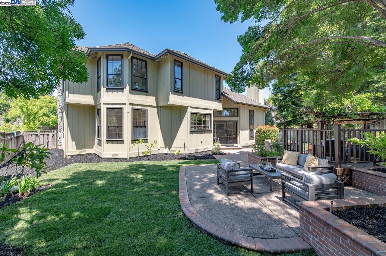 Detail Gallery Image 46 of 53 For 942 Finovino Ct, Pleasanton,  CA 94566 - 4 Beds | 2/1 Baths