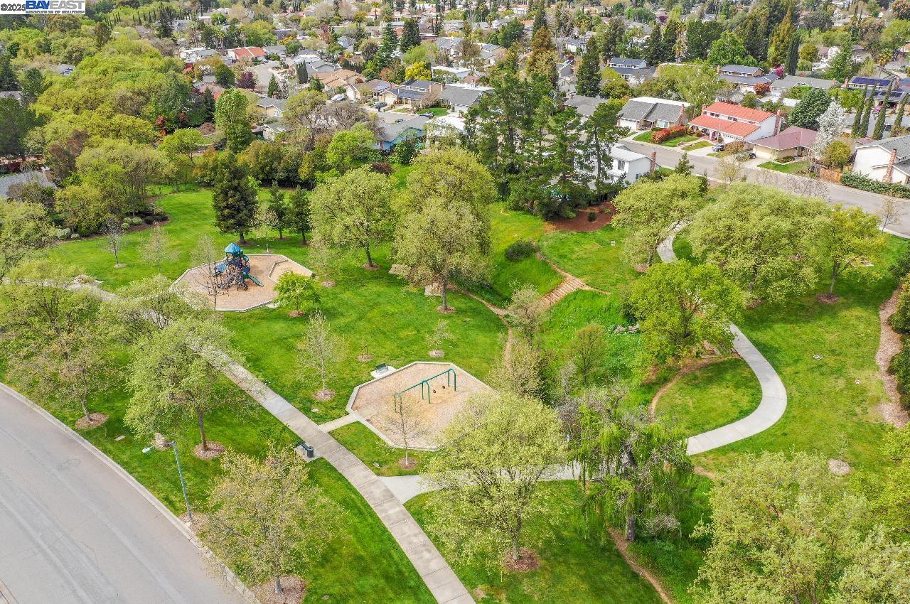 Detail Gallery Image 50 of 53 For 942 Finovino Ct, Pleasanton,  CA 94566 - 4 Beds | 2/1 Baths