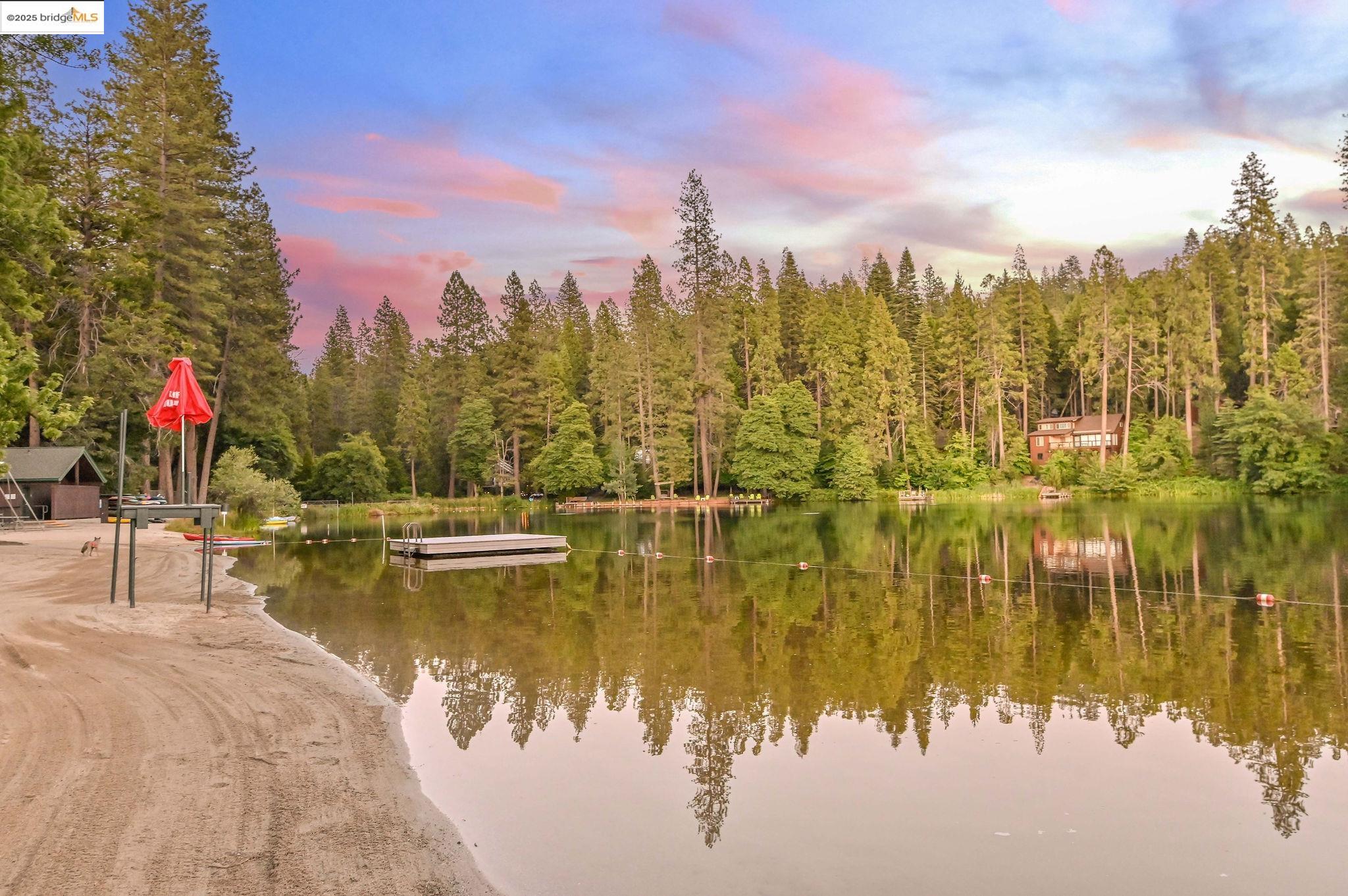Detail Gallery Image 3 of 60 For 22529 Golf Club Dr, Twain Harte,  CA 95383 - 3 Beds | 2 Baths