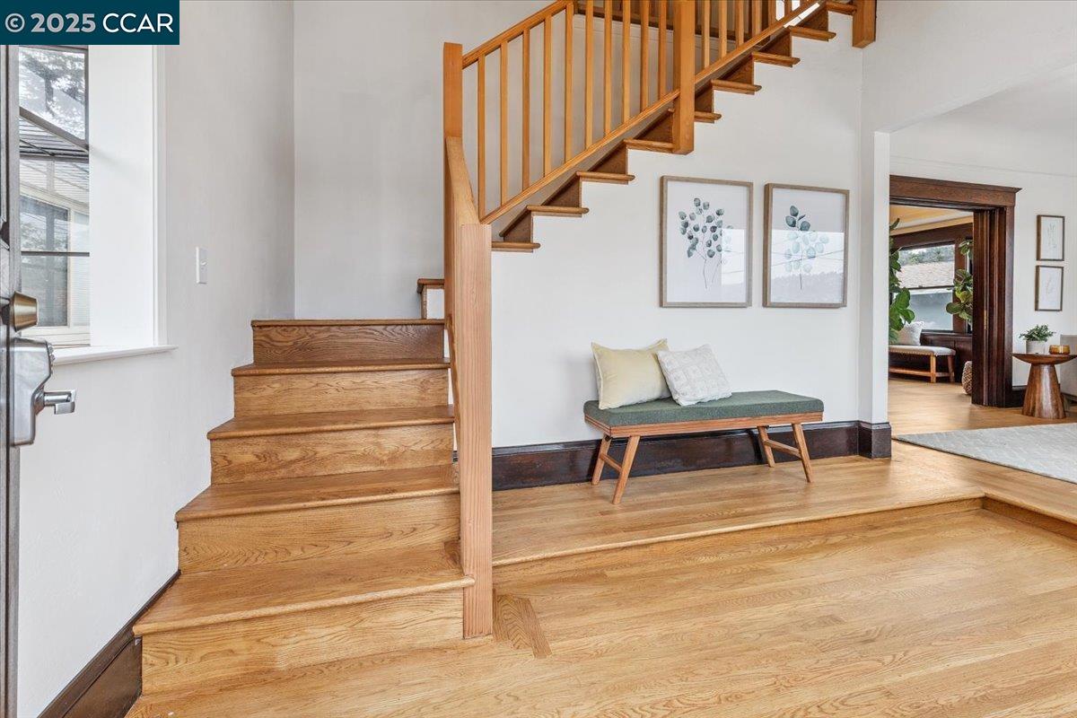 Detail Gallery Image 2 of 33 For 6105 Orchard Ave, Richmond,  CA 94804 - 2 Beds | 1 Baths