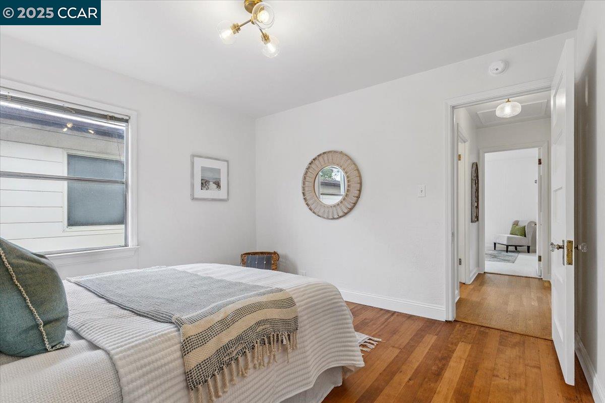 Detail Gallery Image 16 of 33 For 6105 Orchard Ave, Richmond,  CA 94804 - 2 Beds | 1 Baths