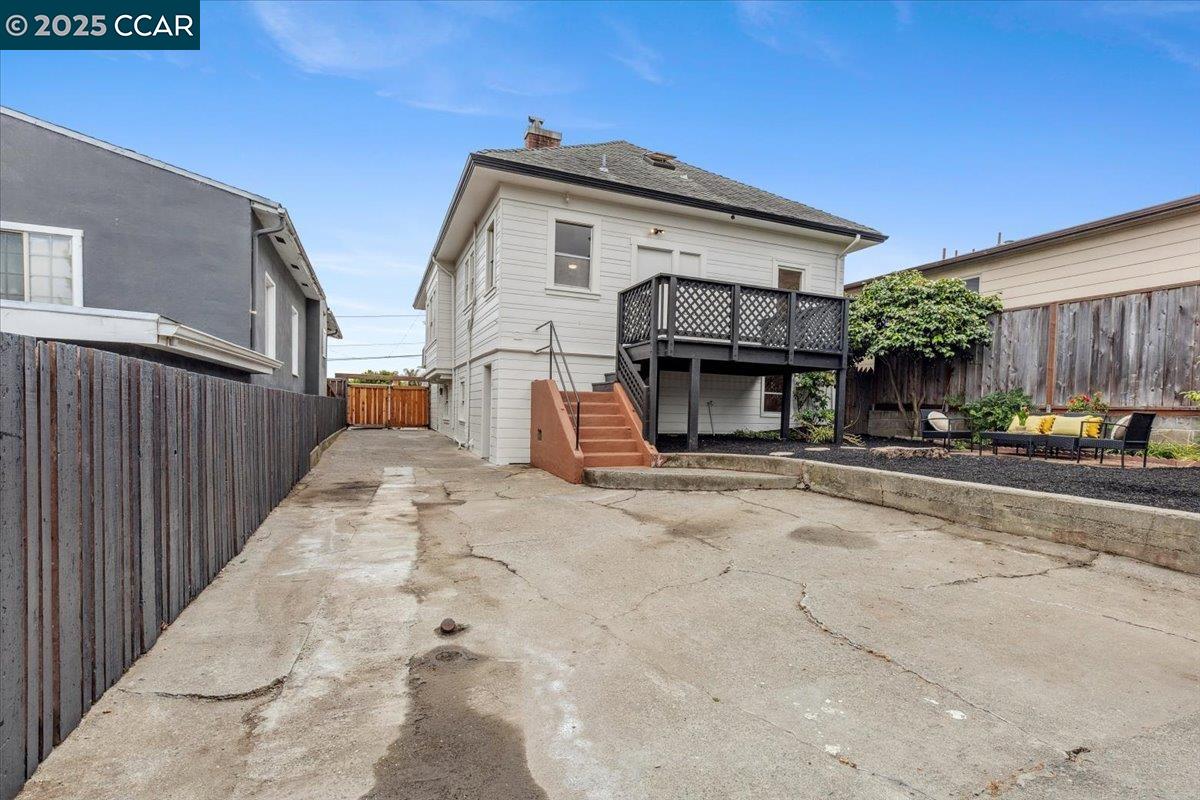 Detail Gallery Image 32 of 33 For 6105 Orchard Ave, Richmond,  CA 94804 - 2 Beds | 1 Baths