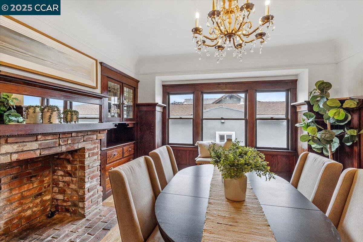Detail Gallery Image 8 of 33 For 6105 Orchard Ave, Richmond,  CA 94804 - 2 Beds | 1 Baths