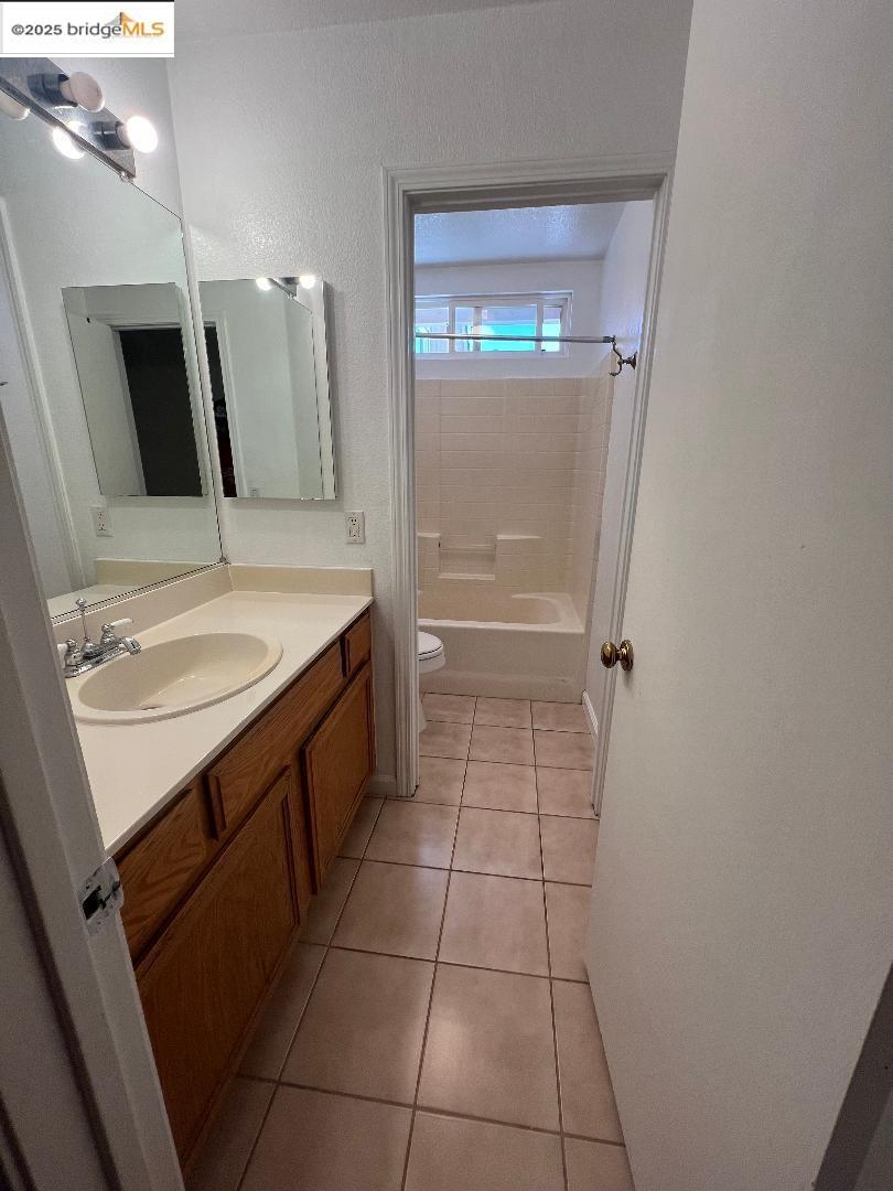 Detail Gallery Image 11 of 13 For 3033 Mills Dr, Brentwood,  CA 94513 - 3 Beds | 2 Baths