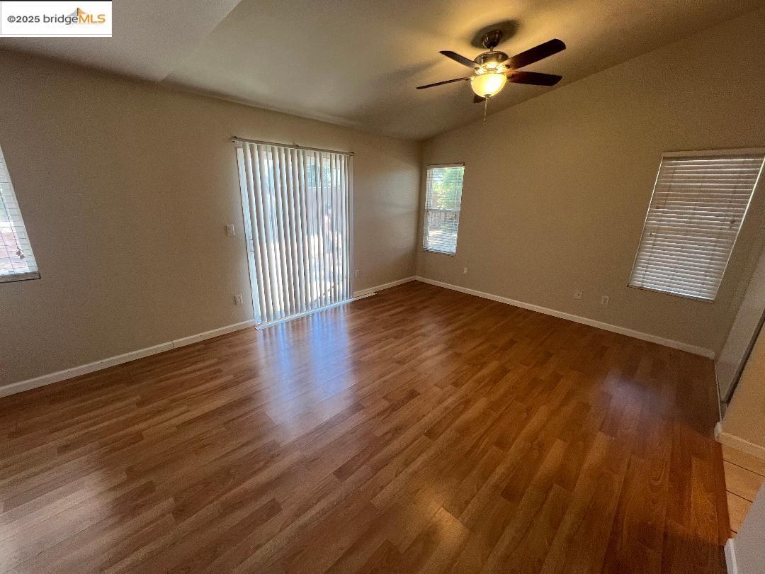 Detail Gallery Image 8 of 13 For 3033 Mills Dr, Brentwood,  CA 94513 - 3 Beds | 2 Baths
