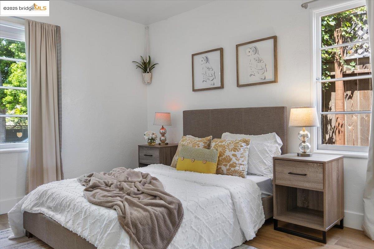 Detail Gallery Image 13 of 31 For 3148 Sylvan Ave, Oakland,  CA 94602 - 2 Beds | 1 Baths