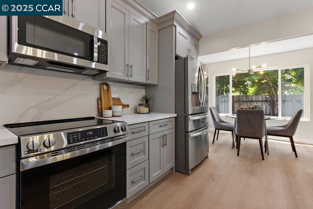 Detail Gallery Image 11 of 36 For 521 Blue Wing Dr, Suisun City,  CA 94585-2101 - 4 Beds | 2 Baths