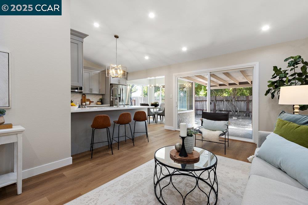 Detail Gallery Image 17 of 36 For 521 Blue Wing Dr, Suisun City,  CA 94585-2101 - 4 Beds | 2 Baths