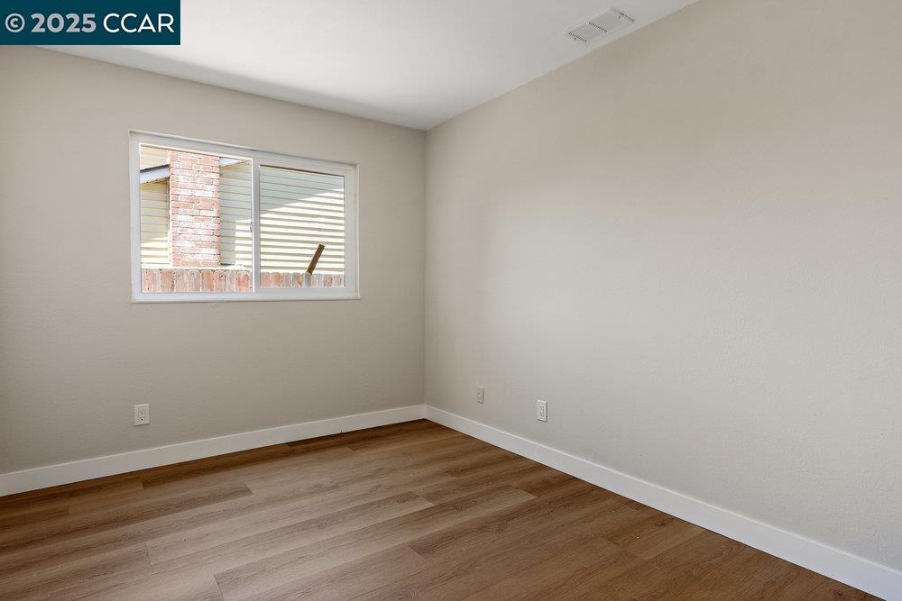 Detail Gallery Image 26 of 36 For 521 Blue Wing Dr, Suisun City,  CA 94585-2101 - 4 Beds | 2 Baths