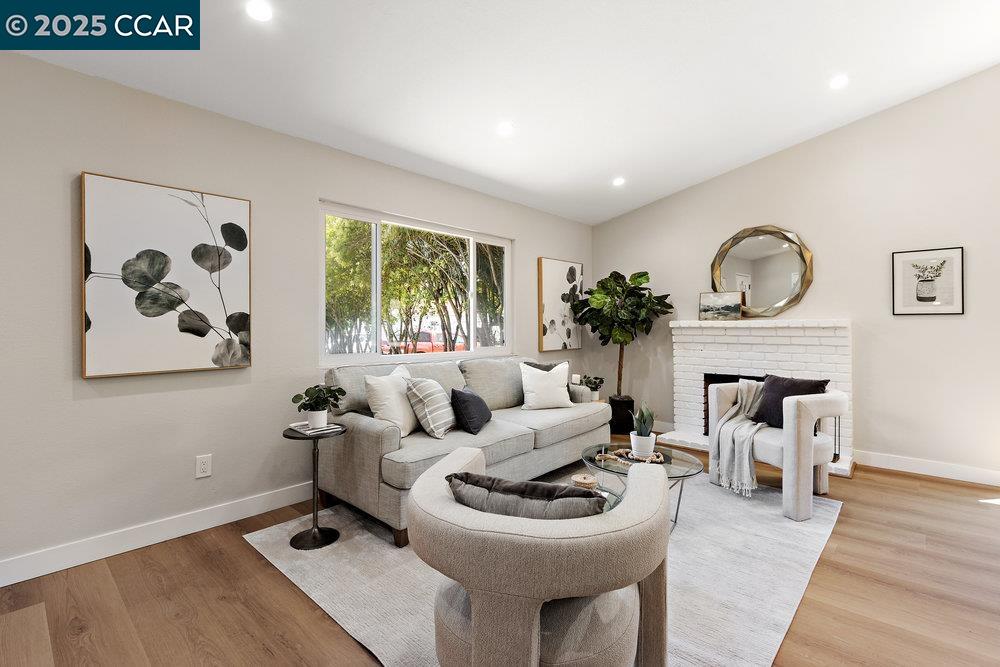 Detail Gallery Image 7 of 36 For 521 Blue Wing Dr, Suisun City,  CA 94585-2101 - 4 Beds | 2 Baths
