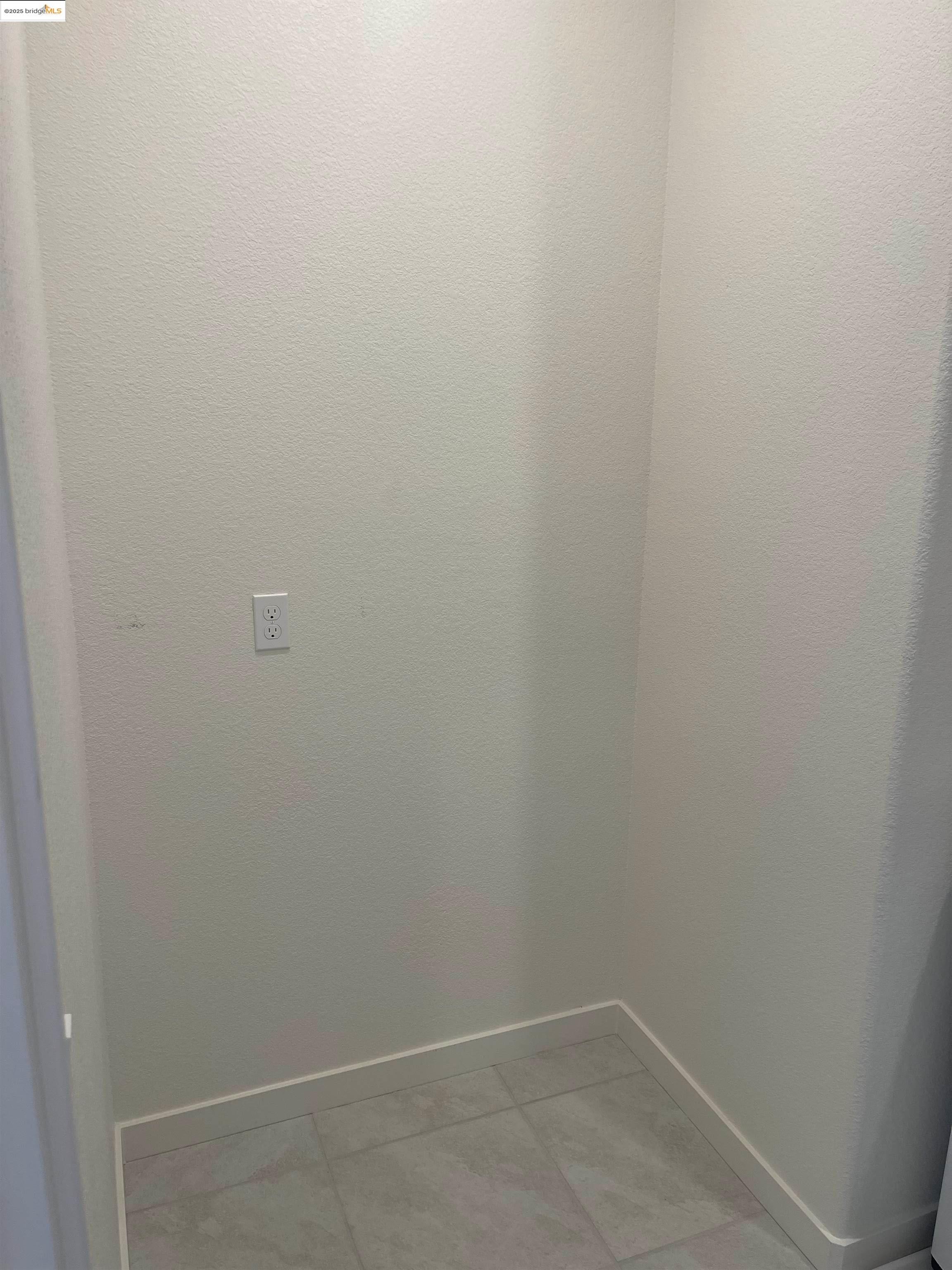 Detail Gallery Image 22 of 52 For 5444 Spring Mountain Ln, Antioch,  CA 94531 - 4 Beds | 3/1 Baths