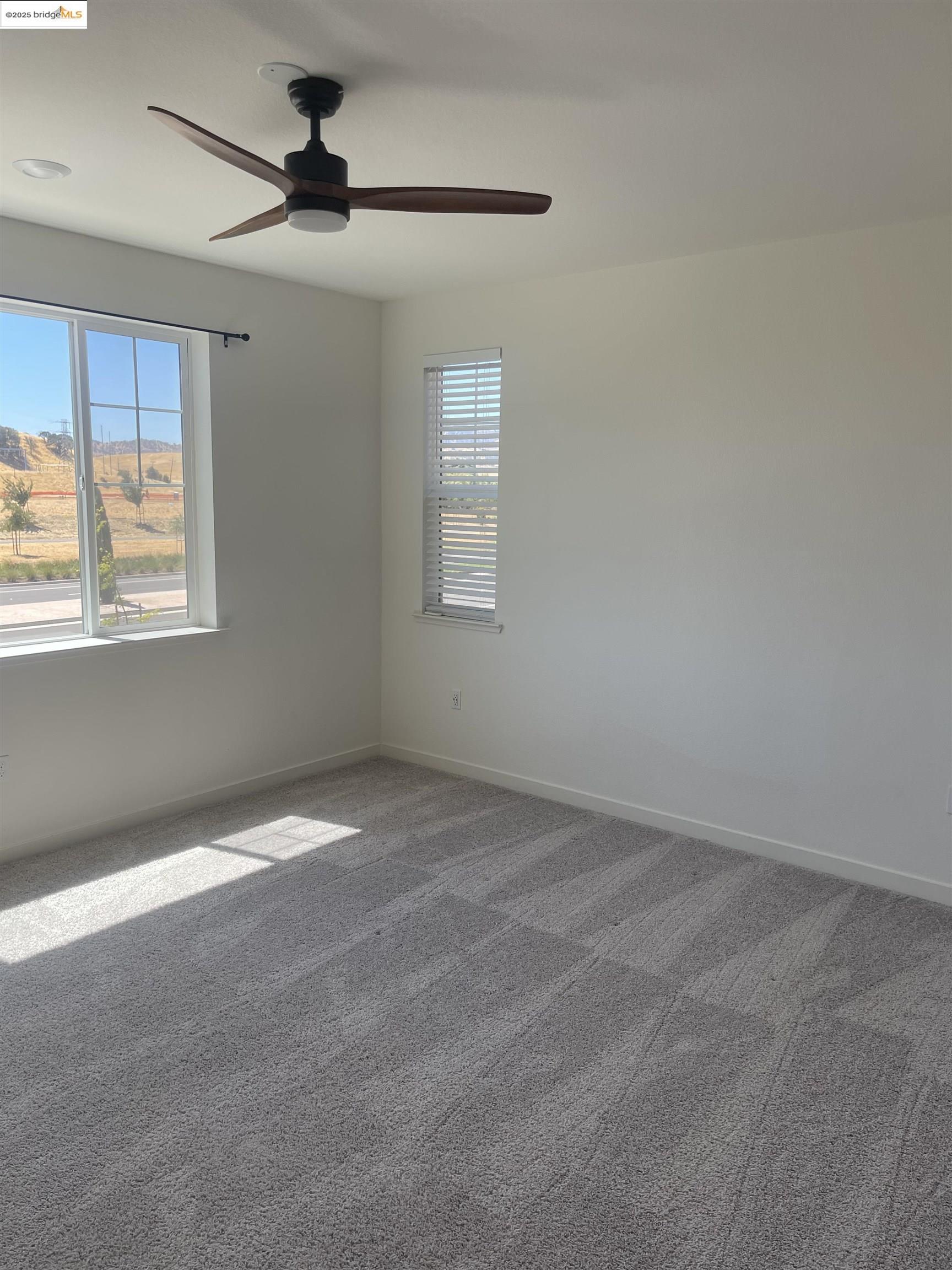 Detail Gallery Image 25 of 52 For 5444 Spring Mountain Ln, Antioch,  CA 94531 - 4 Beds | 3/1 Baths