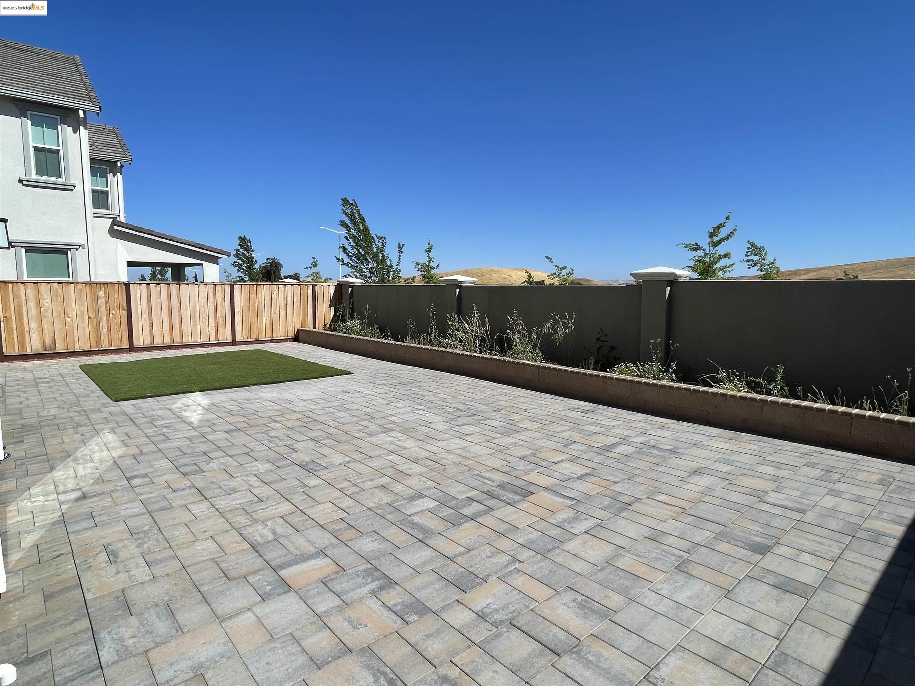 Detail Gallery Image 26 of 35 For 5444 Spring Mountain Ln, Antioch,  CA 94531 - 4 Beds | 3/1 Baths