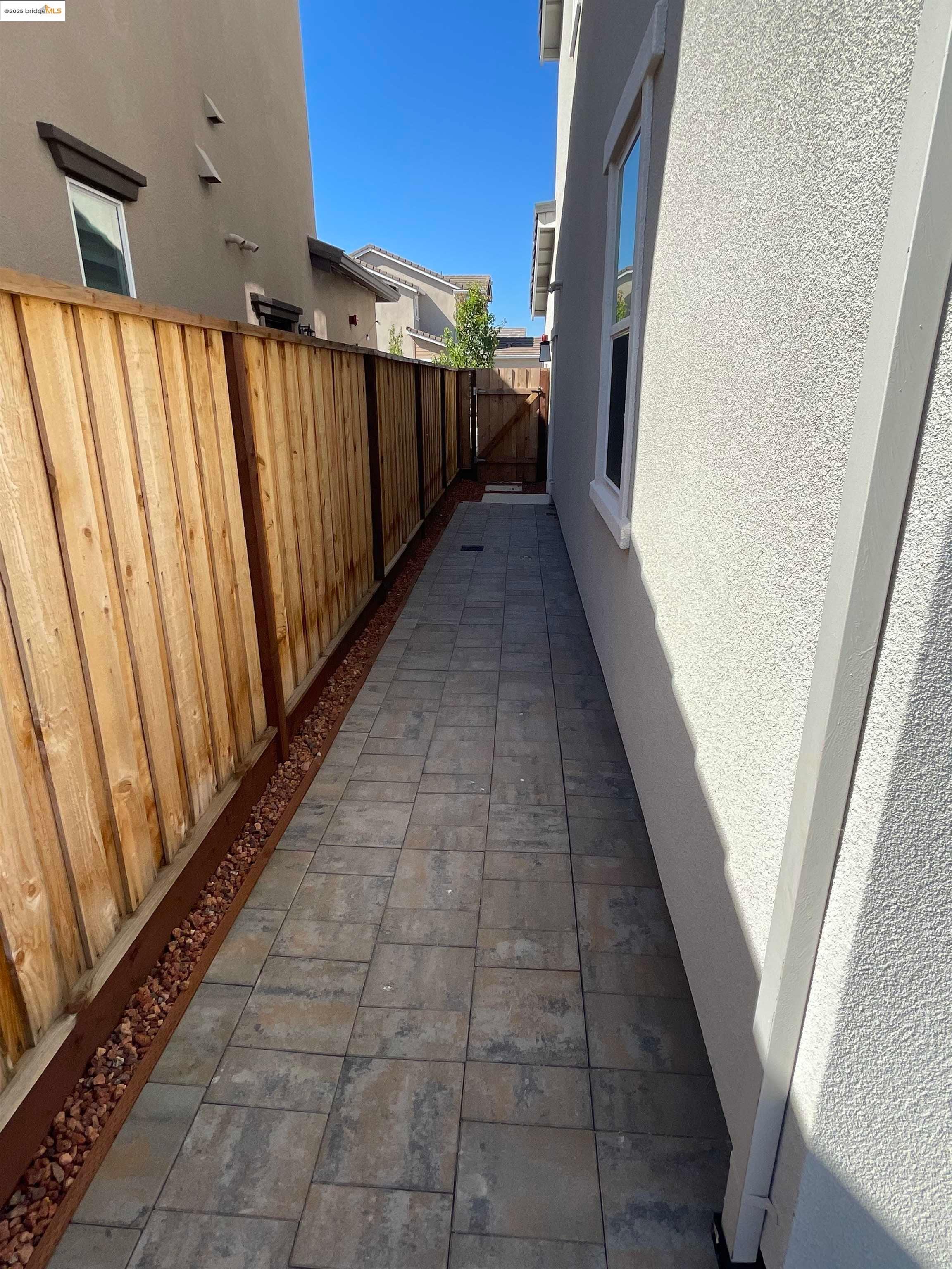 Detail Gallery Image 28 of 35 For 5444 Spring Mountain Ln, Antioch,  CA 94531 - 4 Beds | 3/1 Baths
