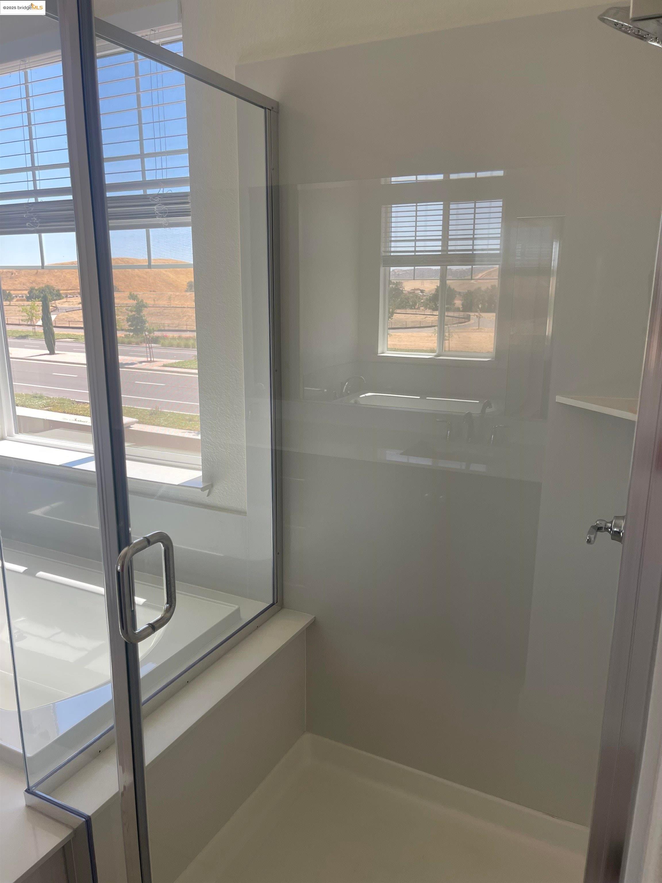 Detail Gallery Image 28 of 52 For 5444 Spring Mountain Ln, Antioch,  CA 94531 - 4 Beds | 3/1 Baths