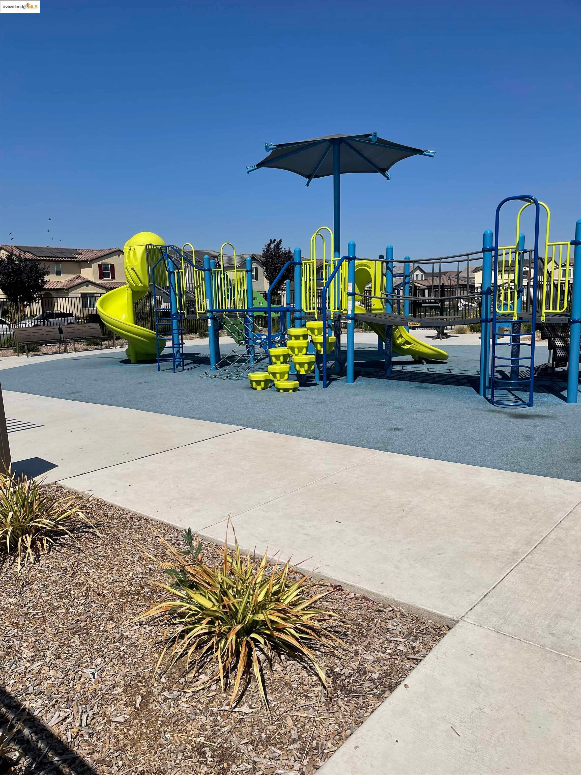 Detail Gallery Image 35 of 35 For 5444 Spring Mountain Ln, Antioch,  CA 94531 - 4 Beds | 3/1 Baths