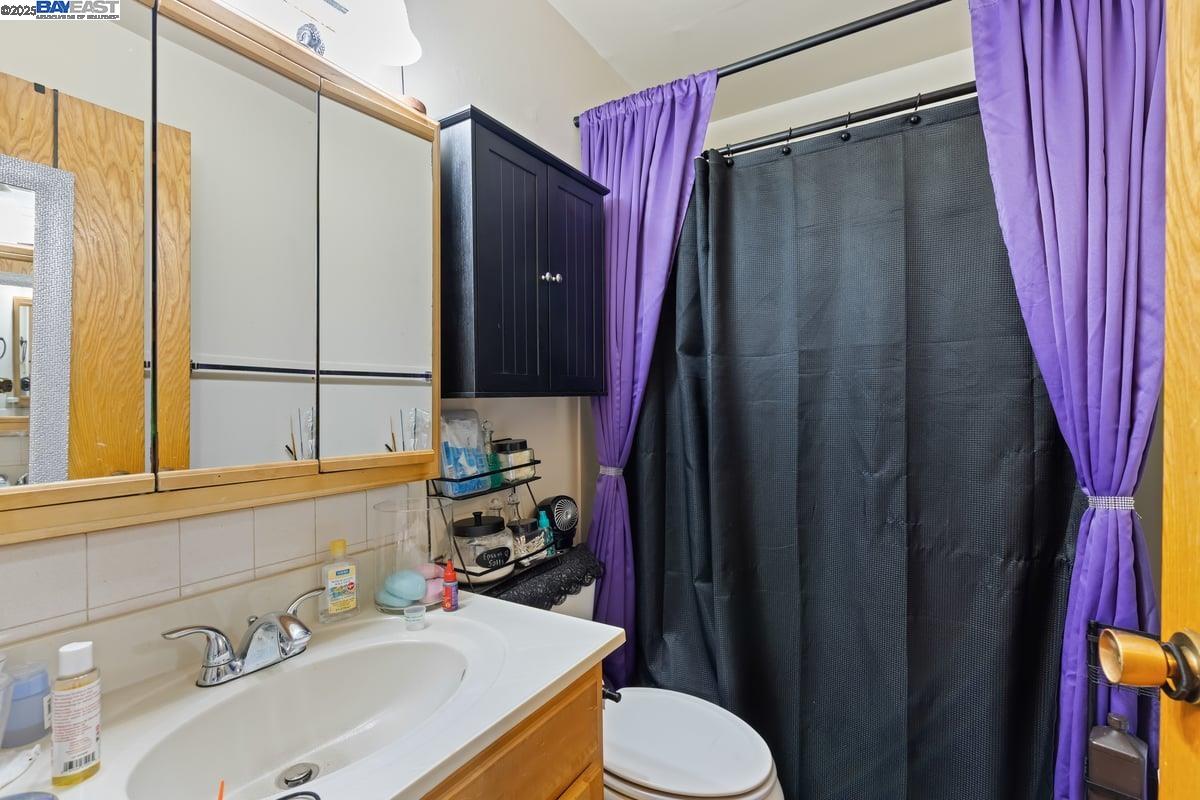 Detail Gallery Image 14 of 23 For 1231 141st Ave, San Leandro,  CA 94578 - – Beds | – Baths