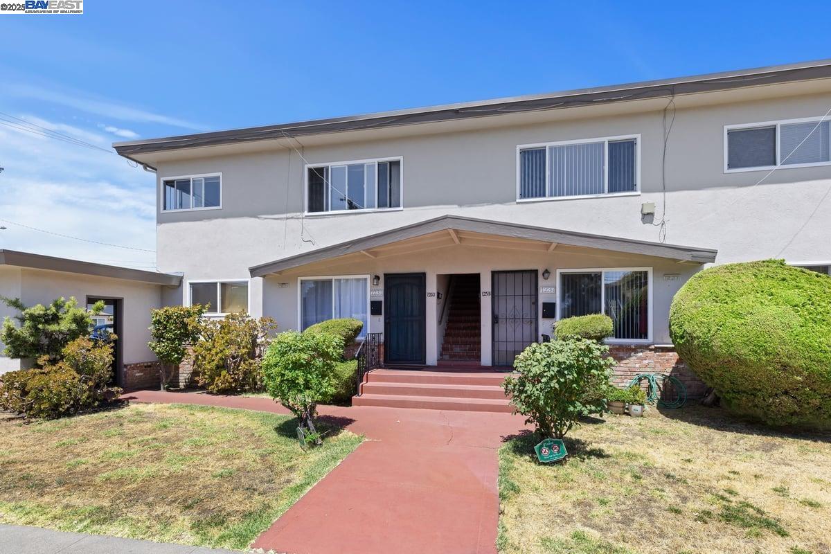 Detail Gallery Image 3 of 23 For 1231 141st Ave, San Leandro,  CA 94578 - – Beds | – Baths