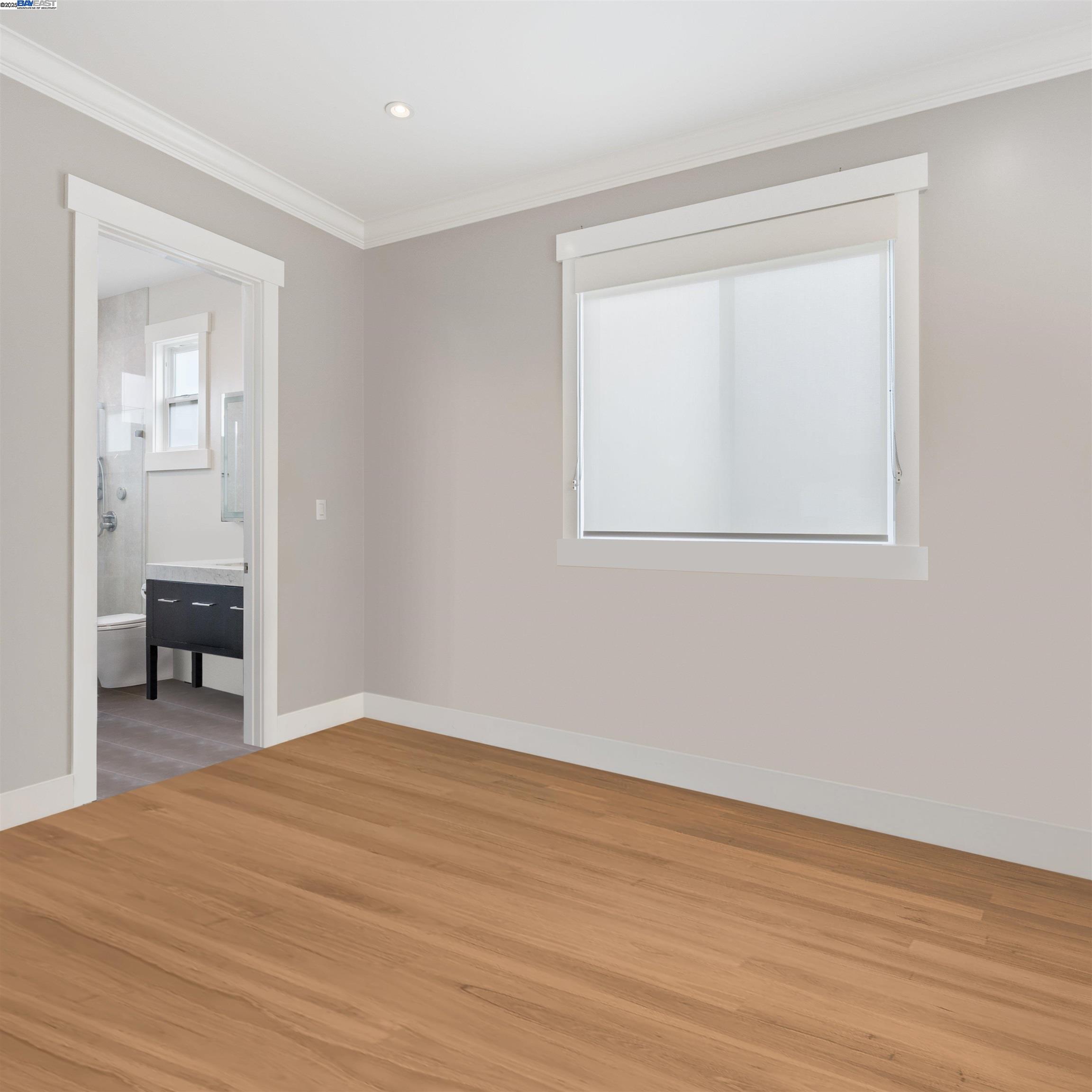 Detail Gallery Image 25 of 36 For 487 Manor Dr, Pacifica,  CA 94044 - 3 Beds | 4 Baths