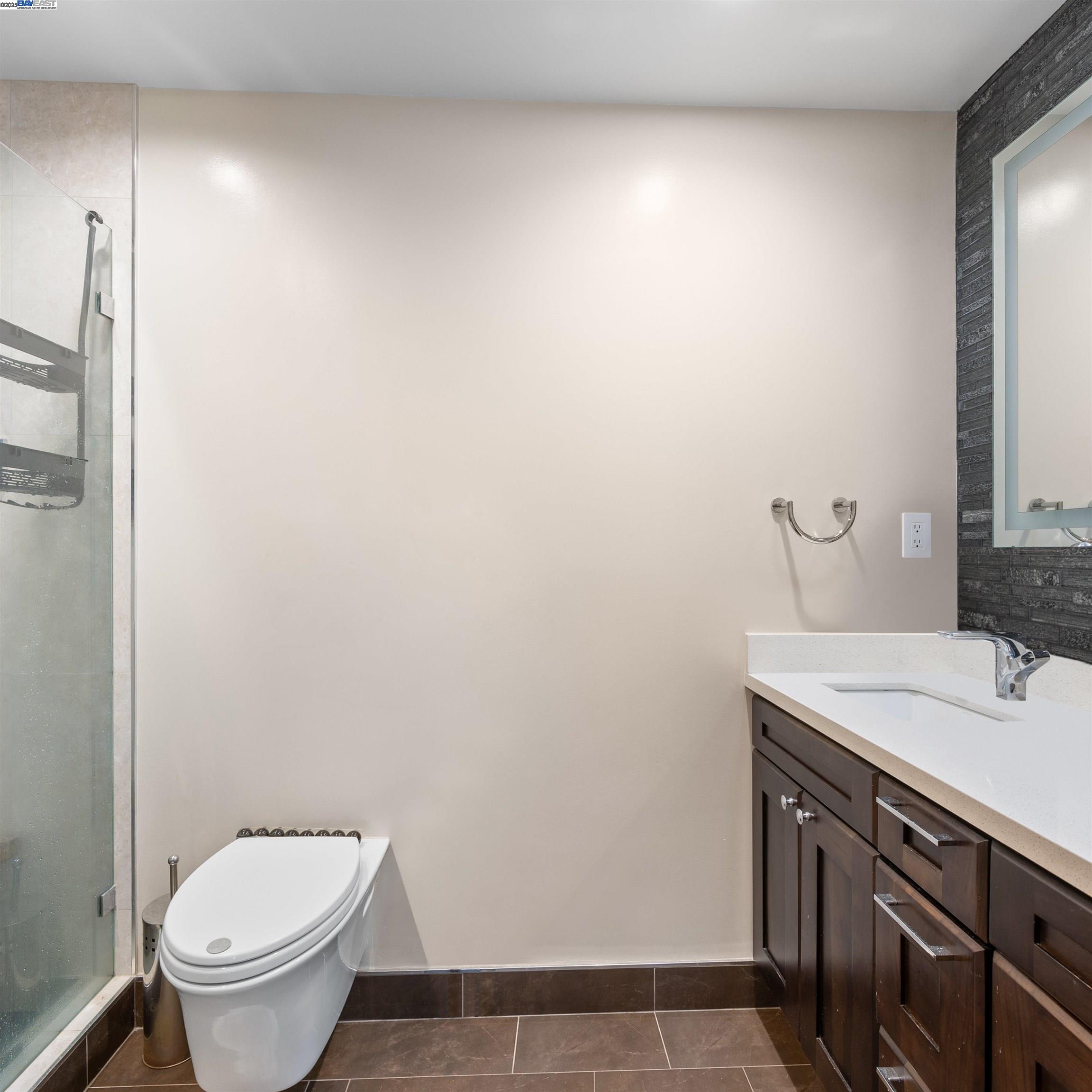 Detail Gallery Image 30 of 36 For 487 Manor Dr, Pacifica,  CA 94044 - 3 Beds | 4 Baths