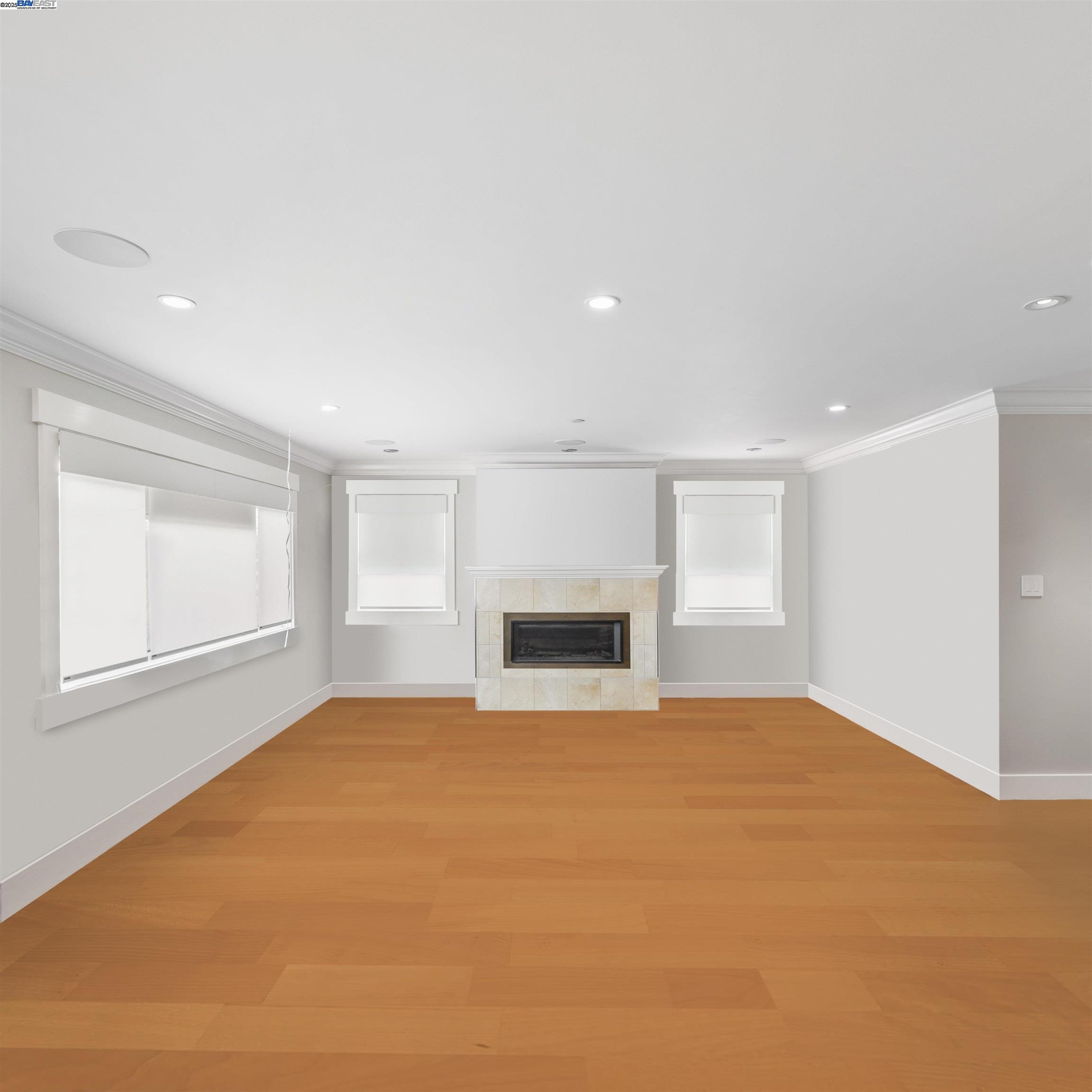 Detail Gallery Image 5 of 36 For 487 Manor Dr, Pacifica,  CA 94044 - 3 Beds | 4 Baths