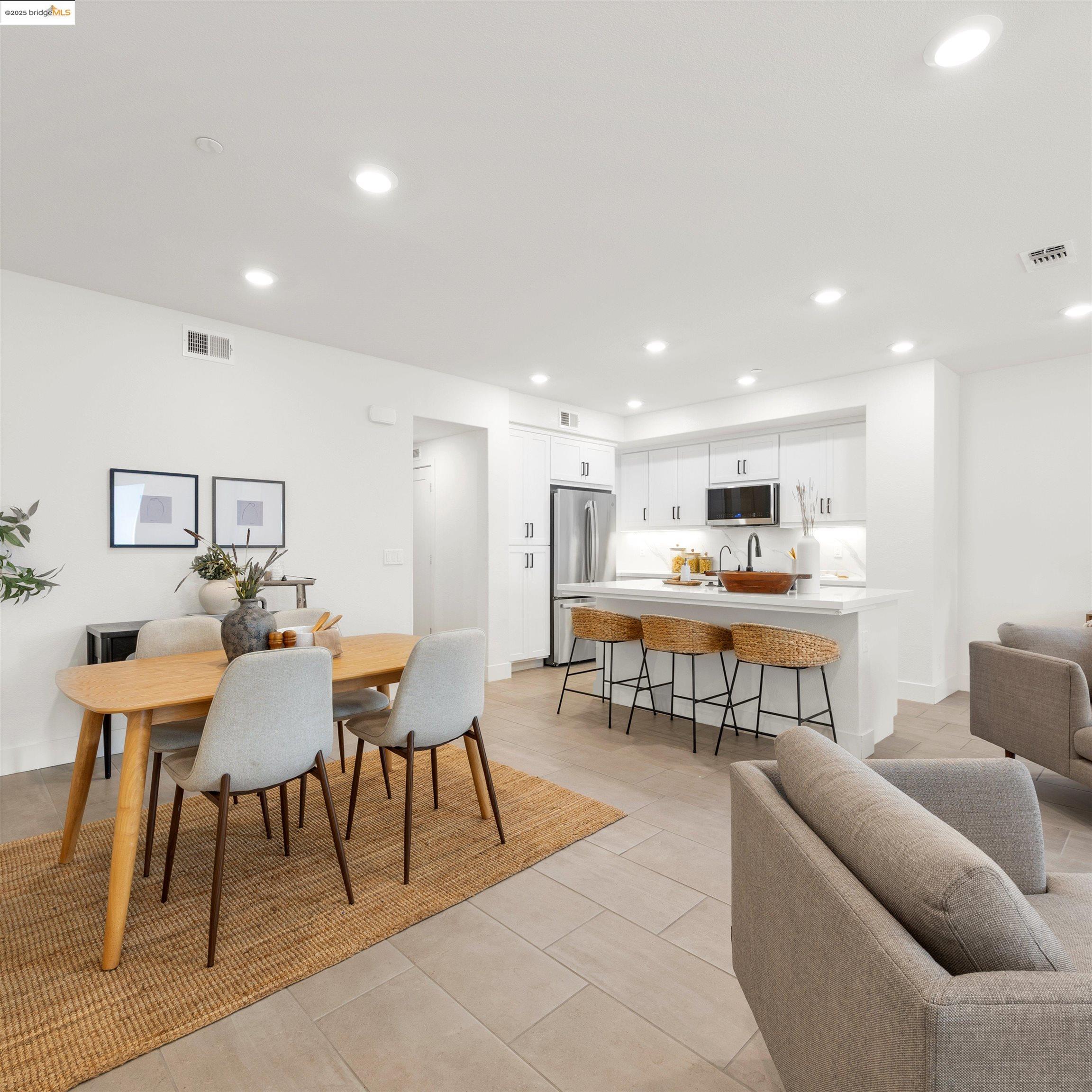 Photo #6: 41102953 Listing 