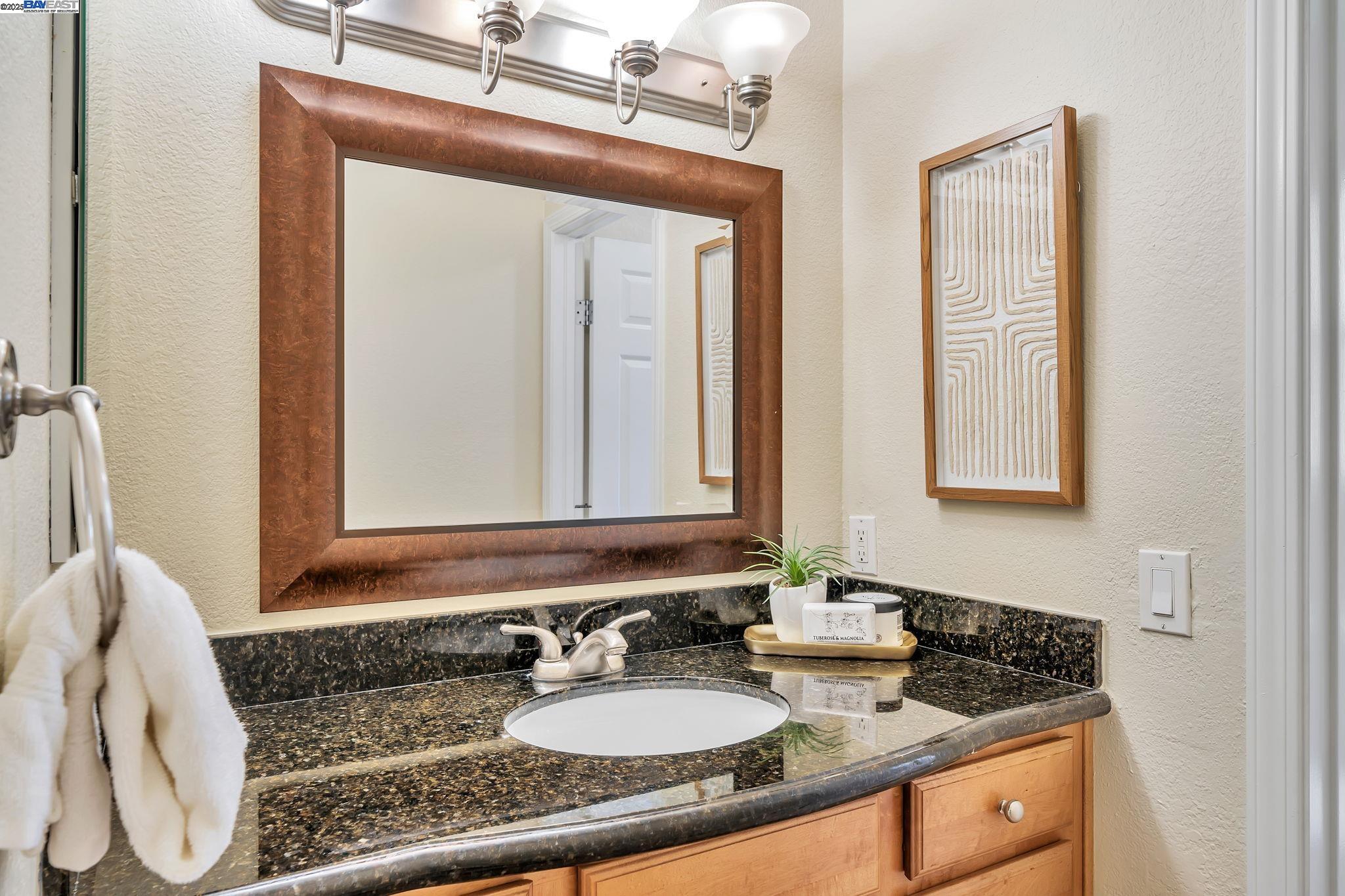 Detail Gallery Image 28 of 60 For 383 Eastridge Dr, San Ramon,  CA 94582 - 2 Beds | 2 Baths
