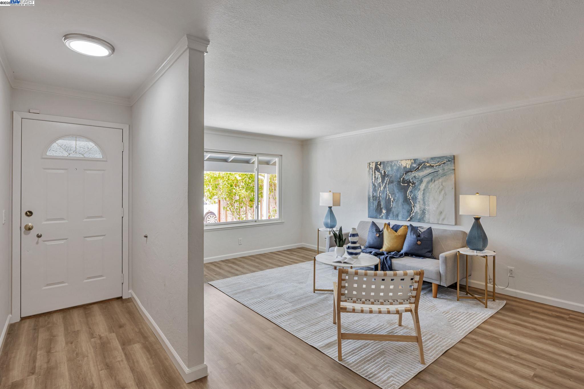 Detail Gallery Image 5 of 60 For 38072 Woodruff Dr, Newark,  CA 94560 - 6 Beds | 3 Baths