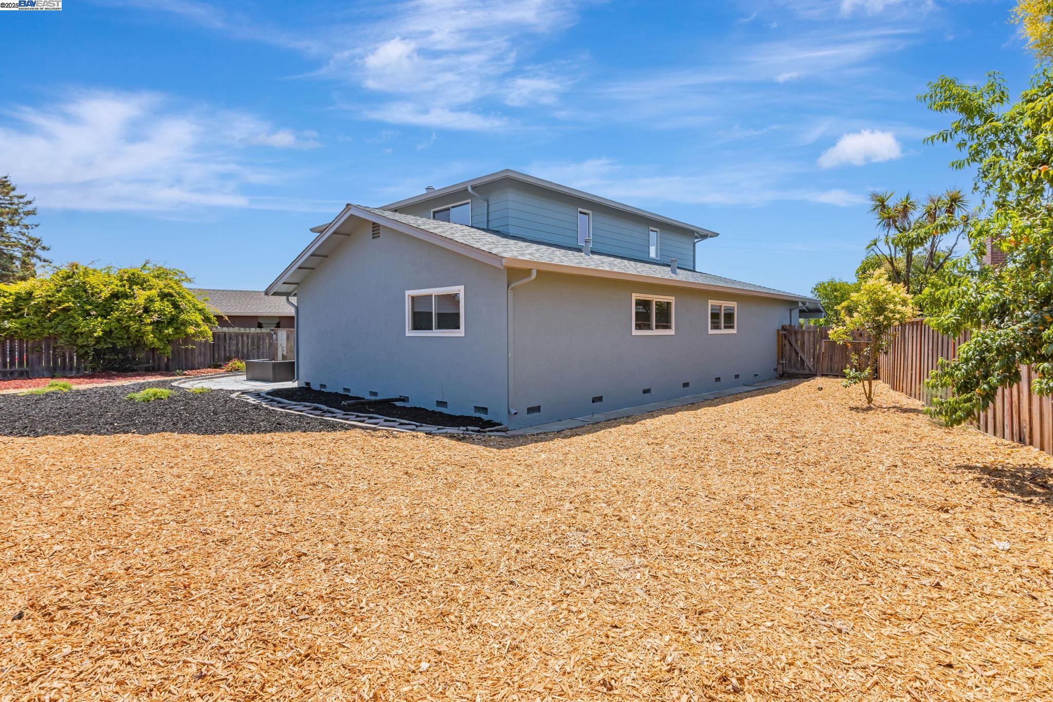 Detail Gallery Image 44 of 60 For 38072 Woodruff Dr, Newark,  CA 94560 - 6 Beds | 3 Baths