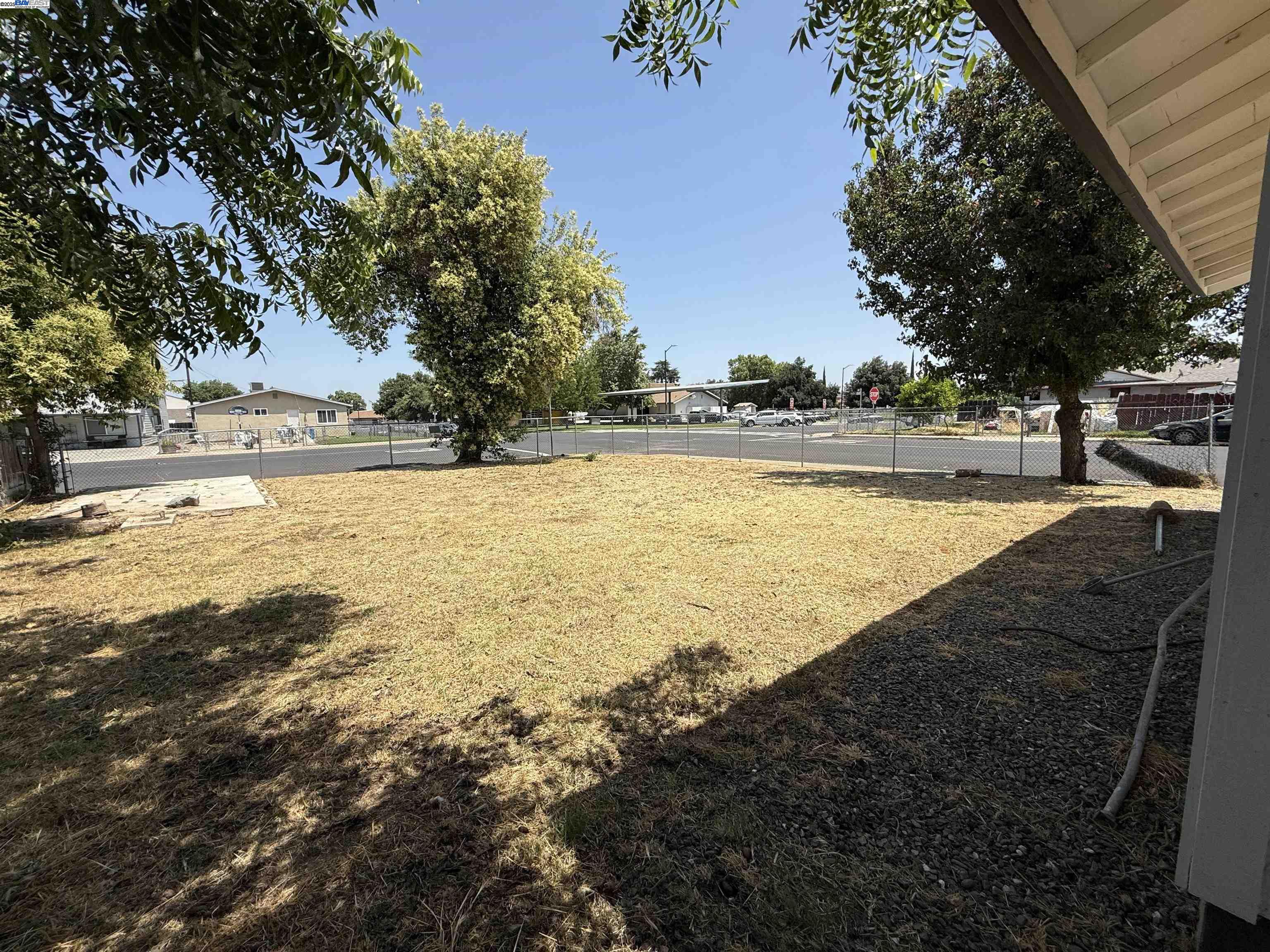 Detail Gallery Image 5 of 25 For 6519 6th St, Riverbank,  CA 95367 - 2 Beds | 1 Baths