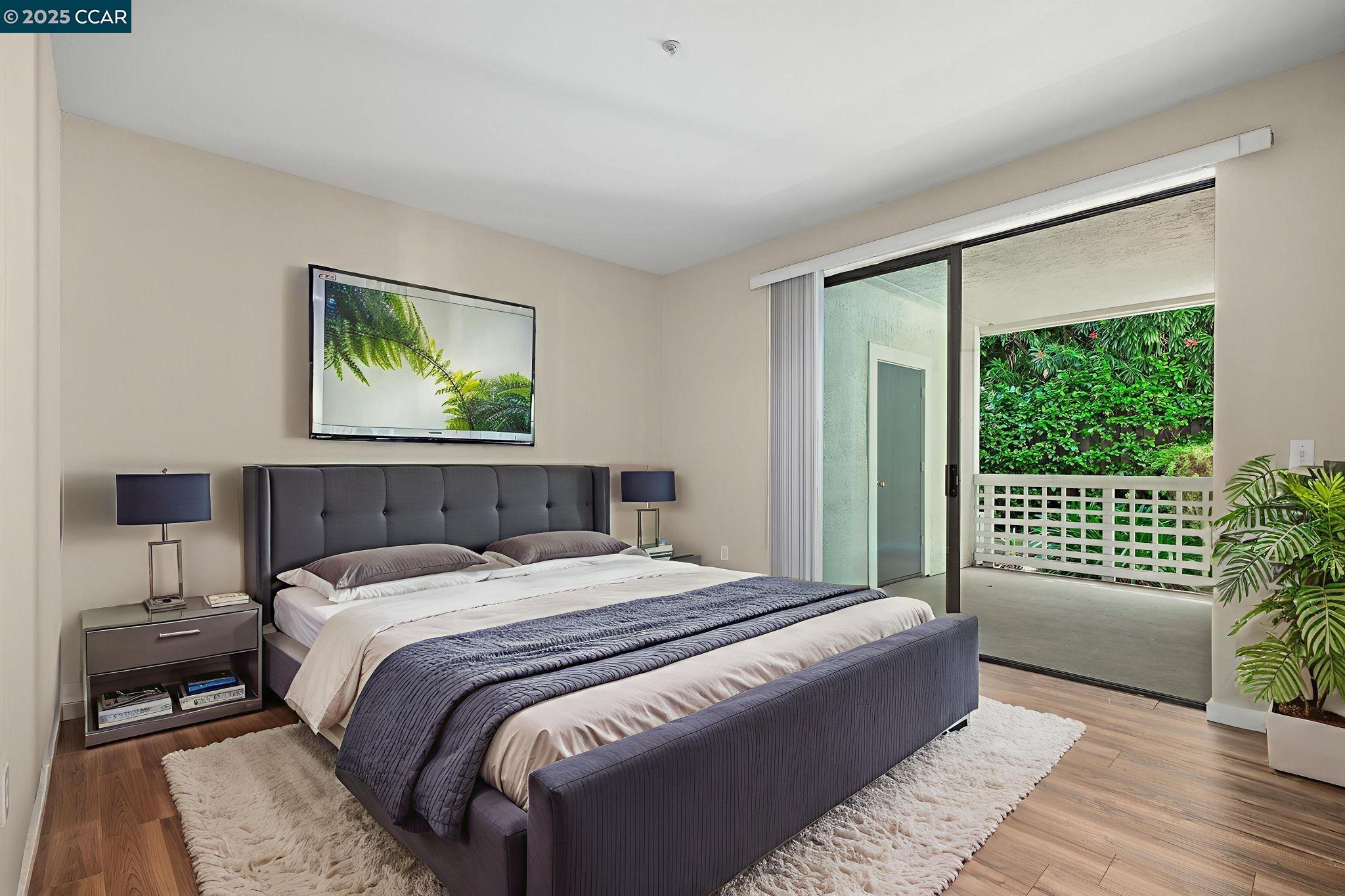 Detail Gallery Image 18 of 39 For 2584 Oak Rd #124,  Walnut Creek,  CA 94597 - 2 Beds | 2 Baths
