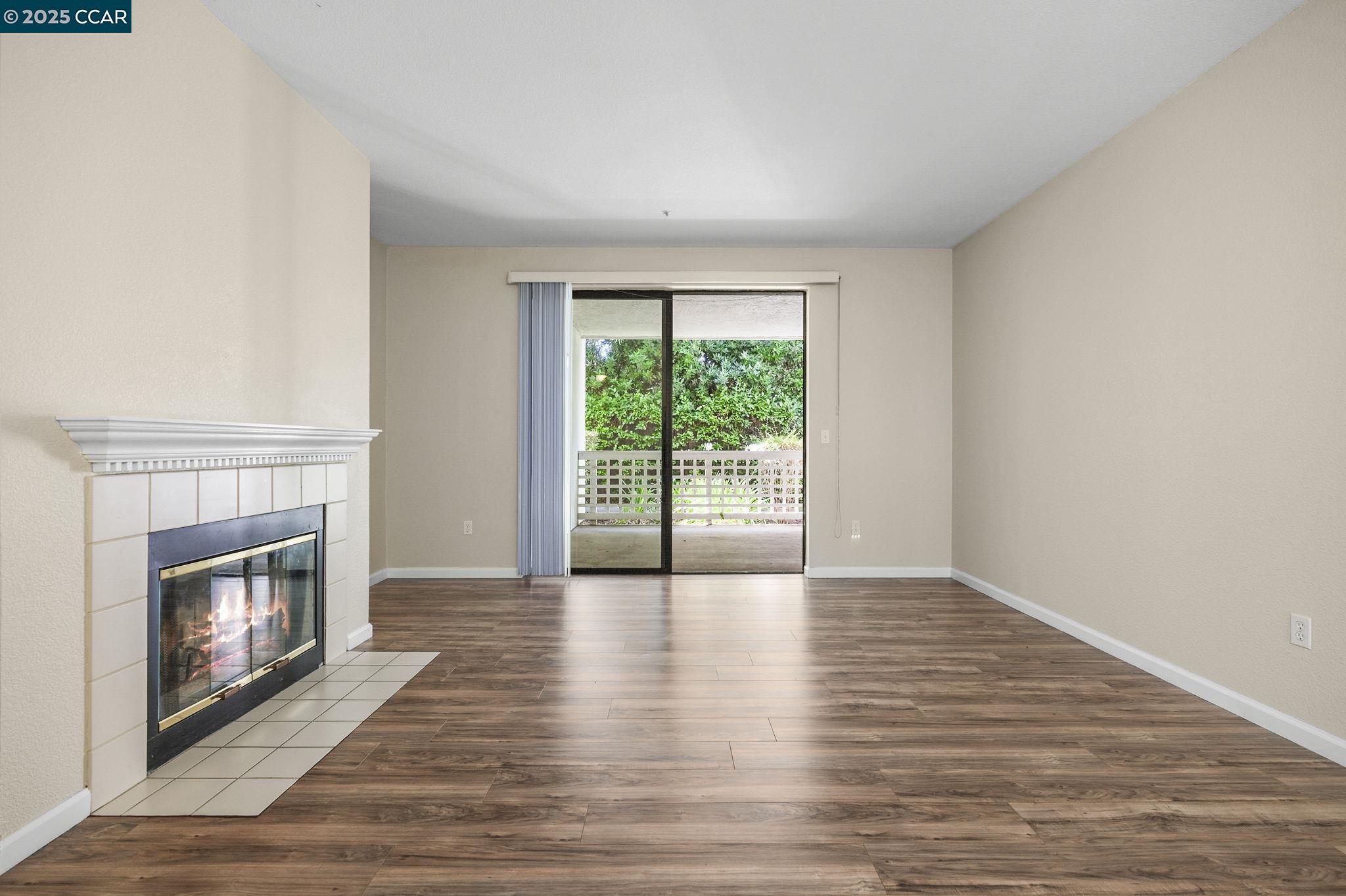 Photo #5: 41102960 Listing 