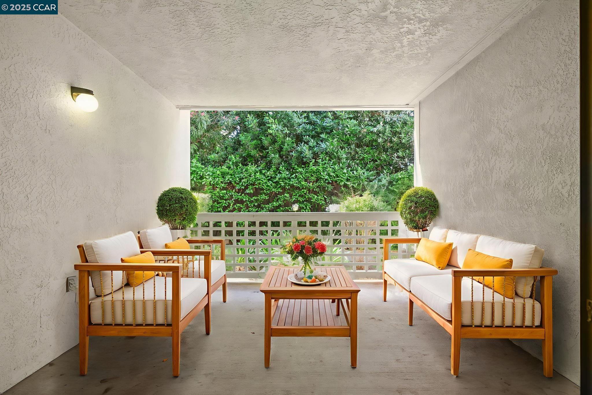 Detail Gallery Image 10 of 39 For 2584 Oak Rd #124,  Walnut Creek,  CA 94597 - 2 Beds | 2 Baths