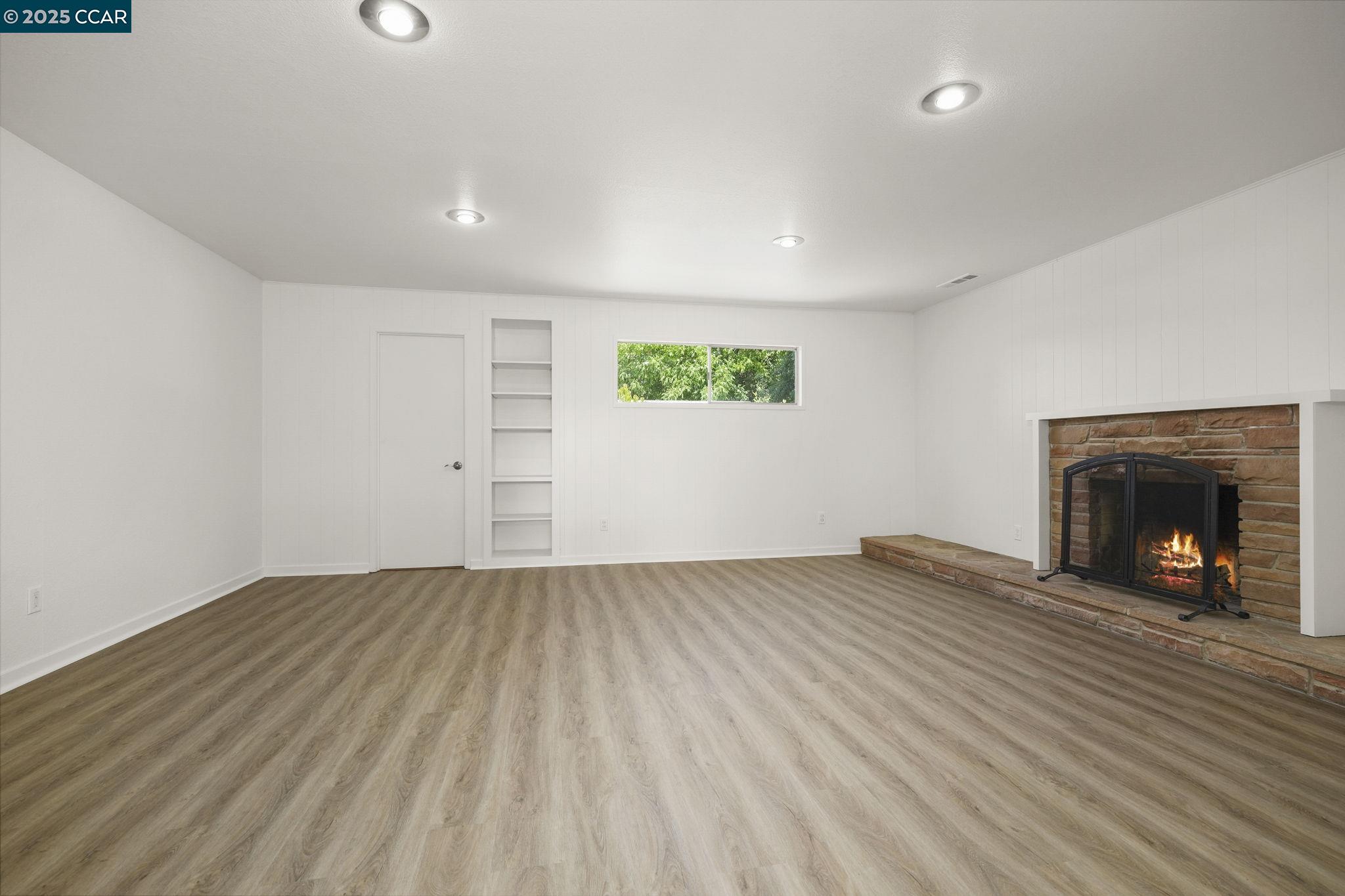 Detail Gallery Image 9 of 27 For 3642 Lolita Dr, Concord,  CA 94519 - 3 Beds | 2 Baths