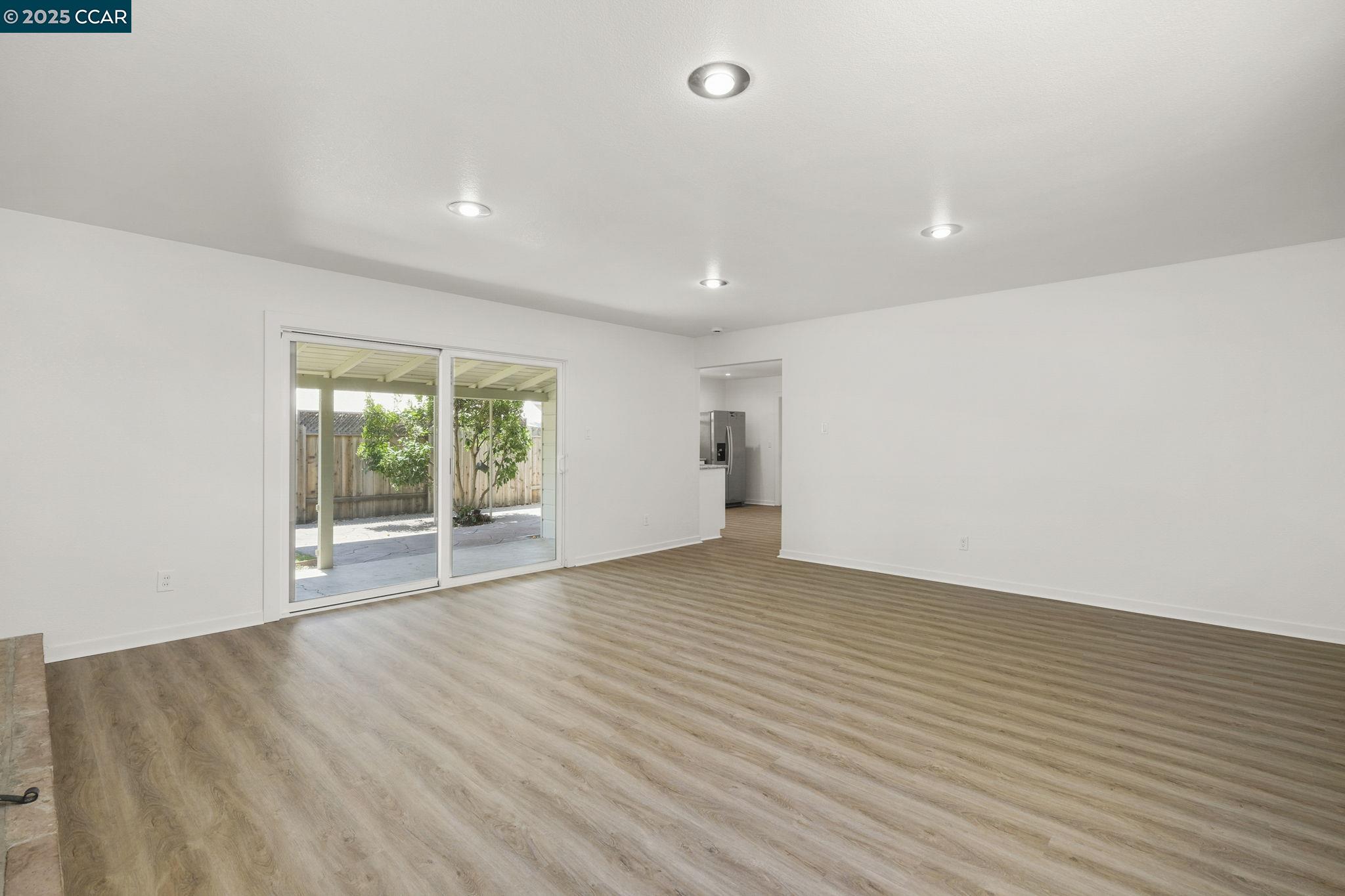 Detail Gallery Image 10 of 27 For 3642 Lolita Dr, Concord,  CA 94519 - 3 Beds | 2 Baths