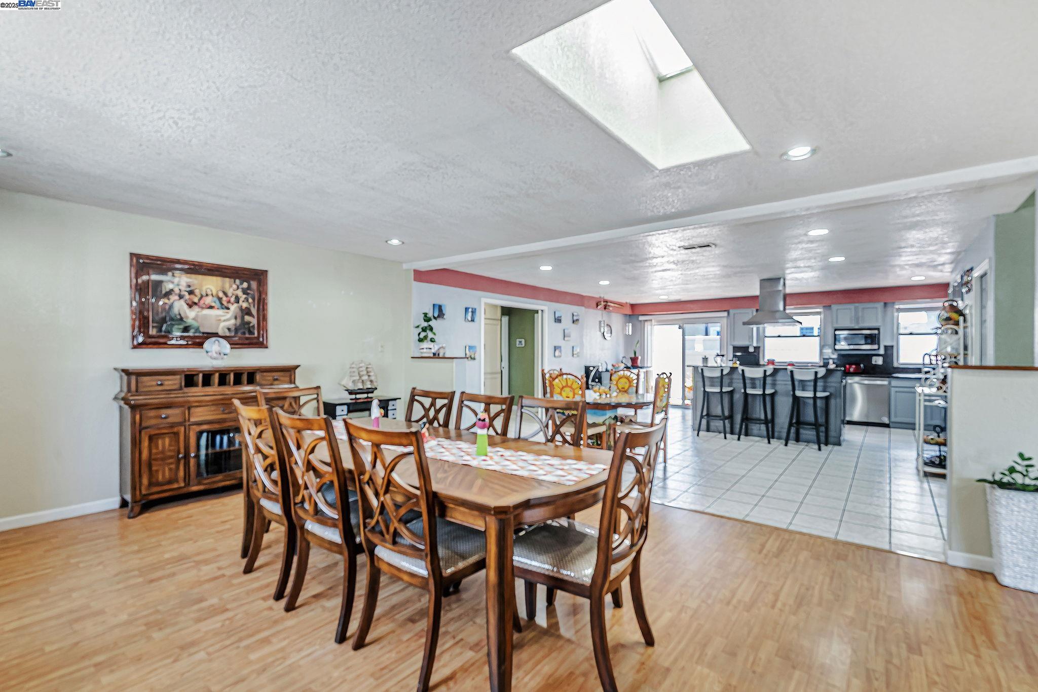 Detail Gallery Image 13 of 47 For 942 Purdue St, San Leandro,  CA 94579 - 3 Beds | 2 Baths