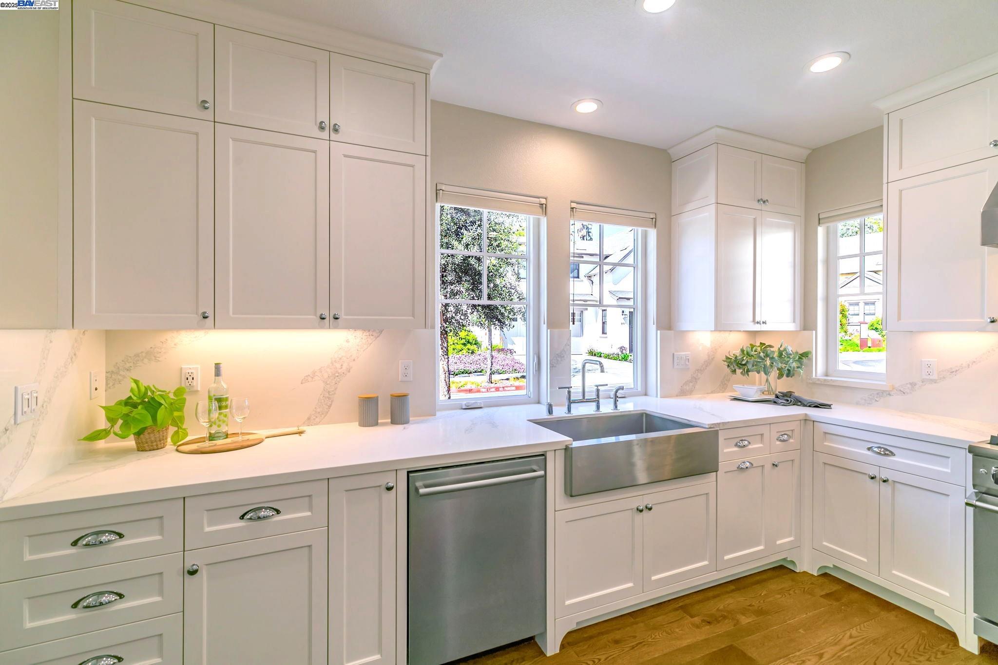 Detail Gallery Image 15 of 52 For 43148 Calle Sagrada, Fremont,  CA 94539 - 4 Beds | 3 Baths