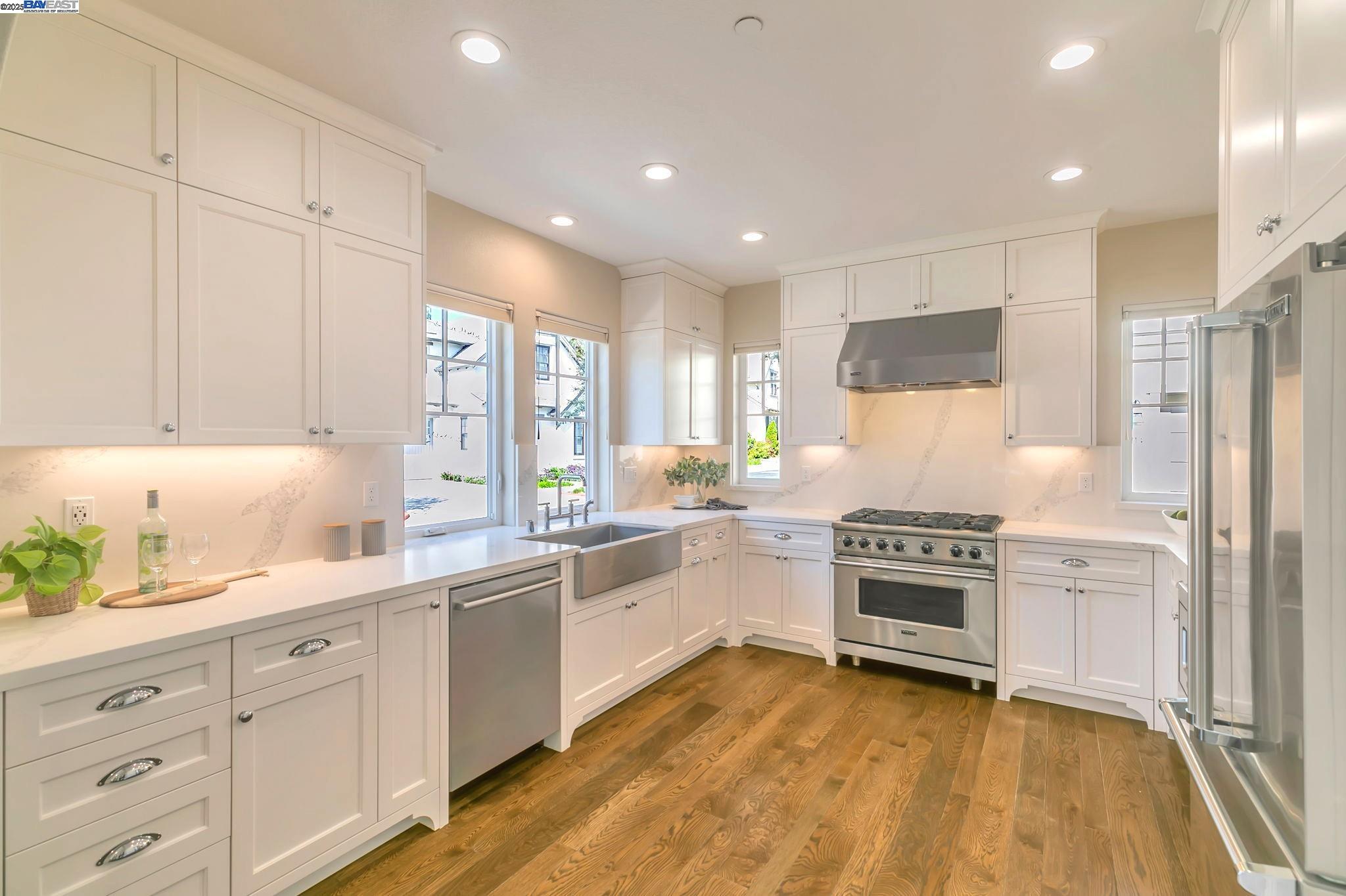 Detail Gallery Image 16 of 52 For 43148 Calle Sagrada, Fremont,  CA 94539 - 4 Beds | 3 Baths