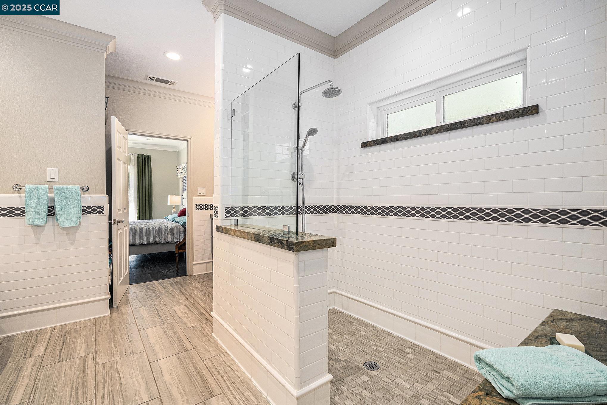 Detail Gallery Image 19 of 32 For 1878 Casa Grande Street, Benicia,  CA 94510 - 3 Beds | 2/1 Baths