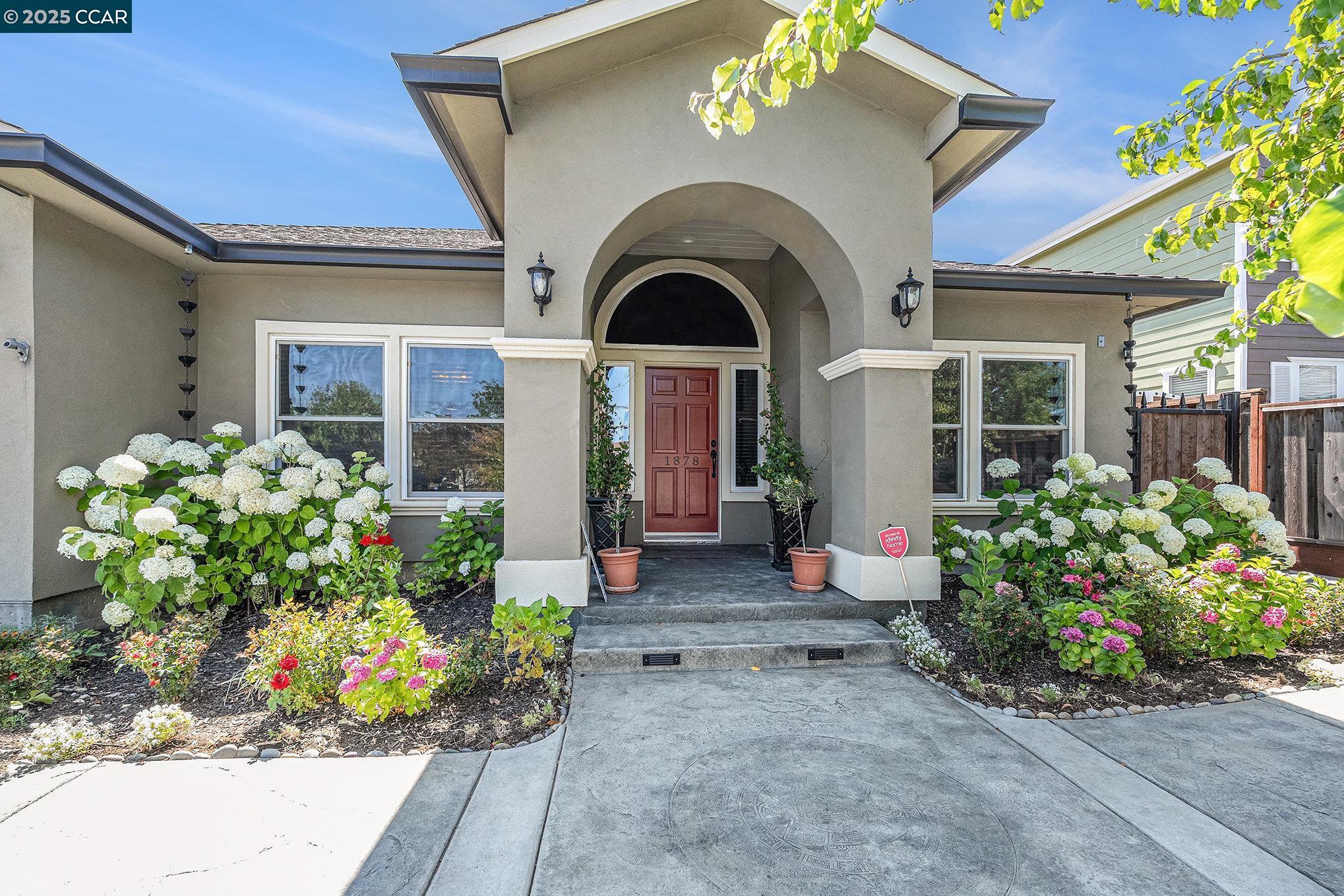 Detail Gallery Image 7 of 32 For 1878 Casa Grande Street, Benicia,  CA 94510 - 3 Beds | 2/1 Baths