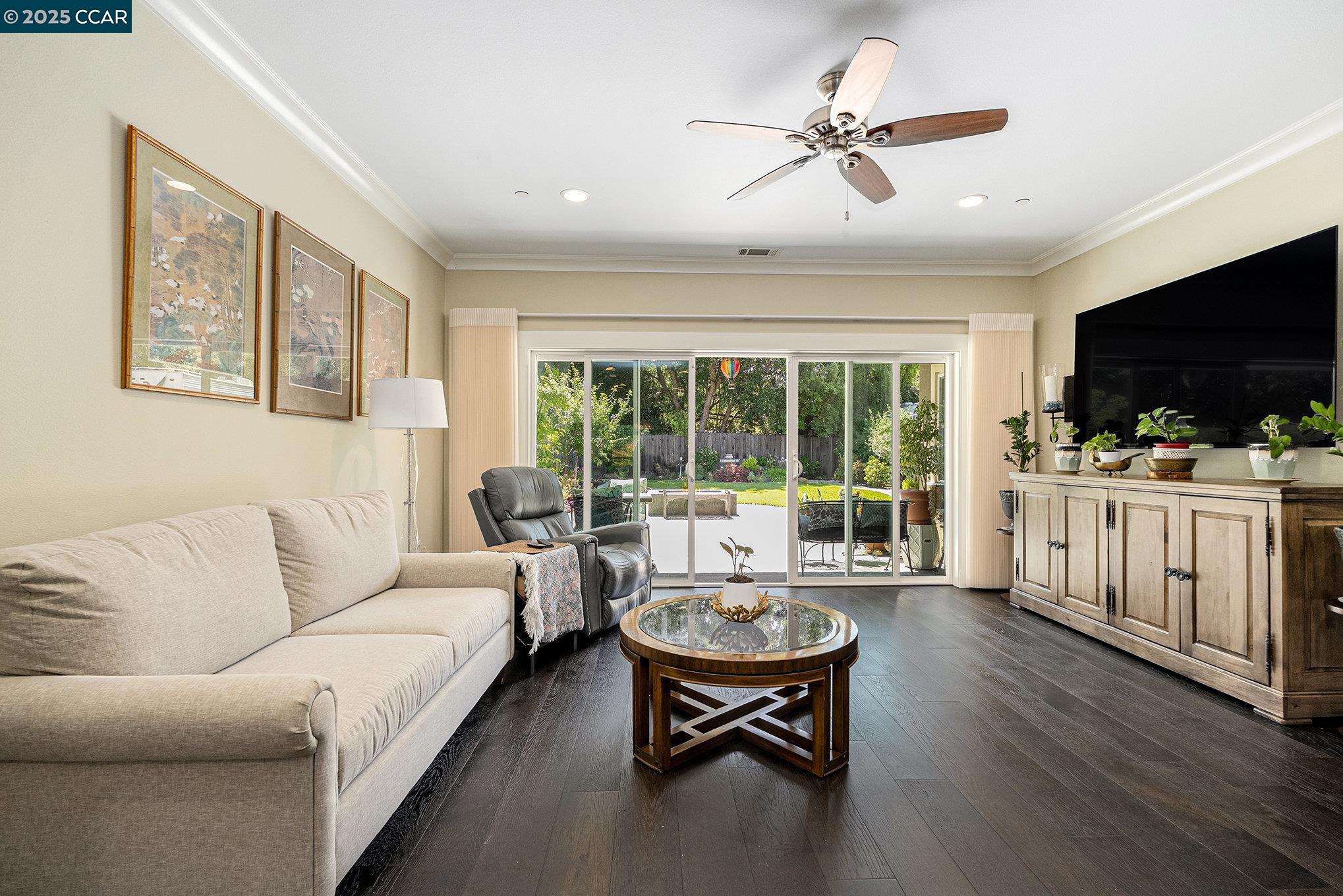 Detail Gallery Image 10 of 32 For 1878 Casa Grande Street, Benicia,  CA 94510 - 3 Beds | 2/1 Baths